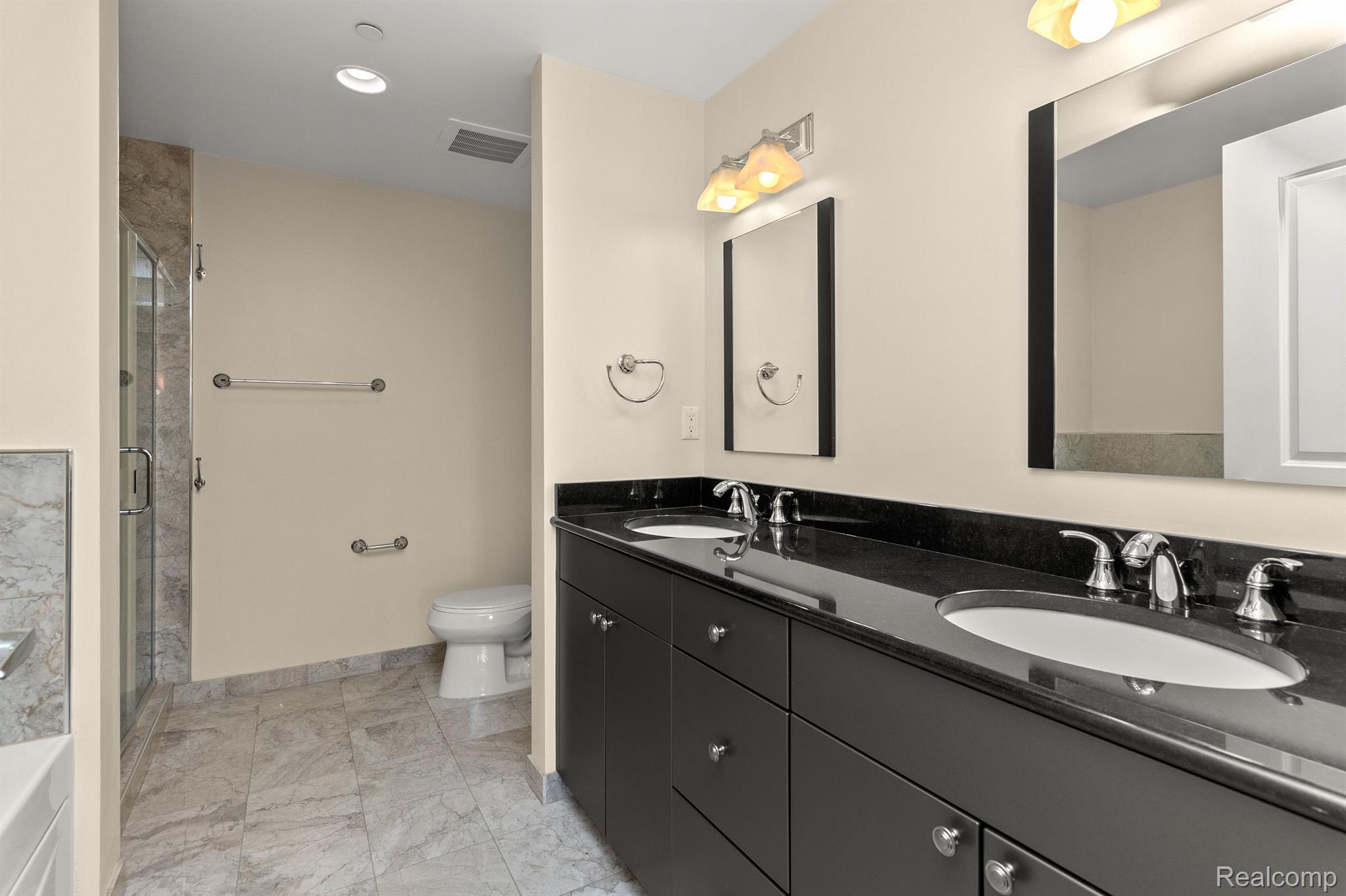 1135 SHELBY Street Unit: 2508