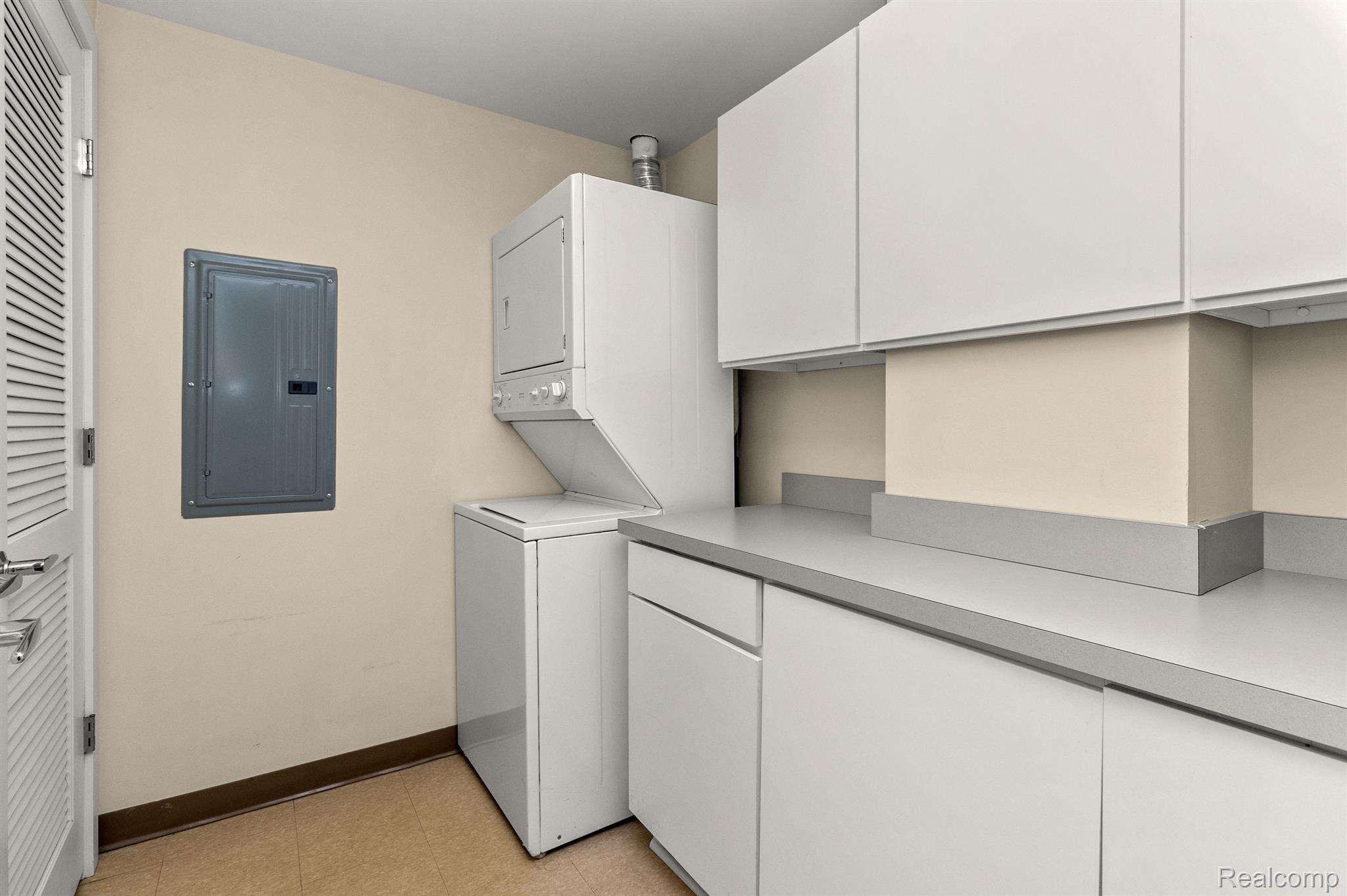 1135 SHELBY Street Unit: 2508