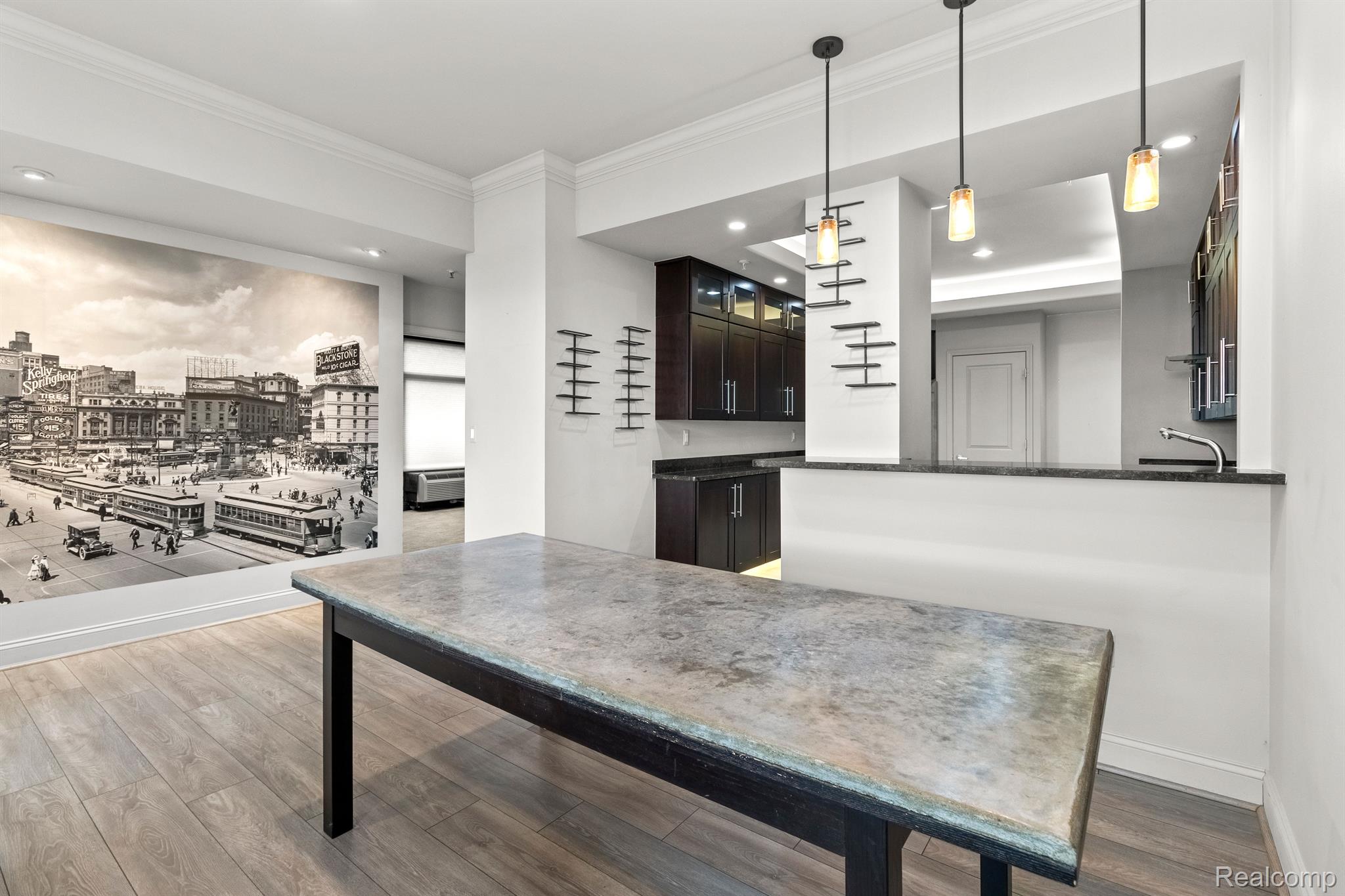 1001 W JEFFERSON Avenue Unit: 300-1I