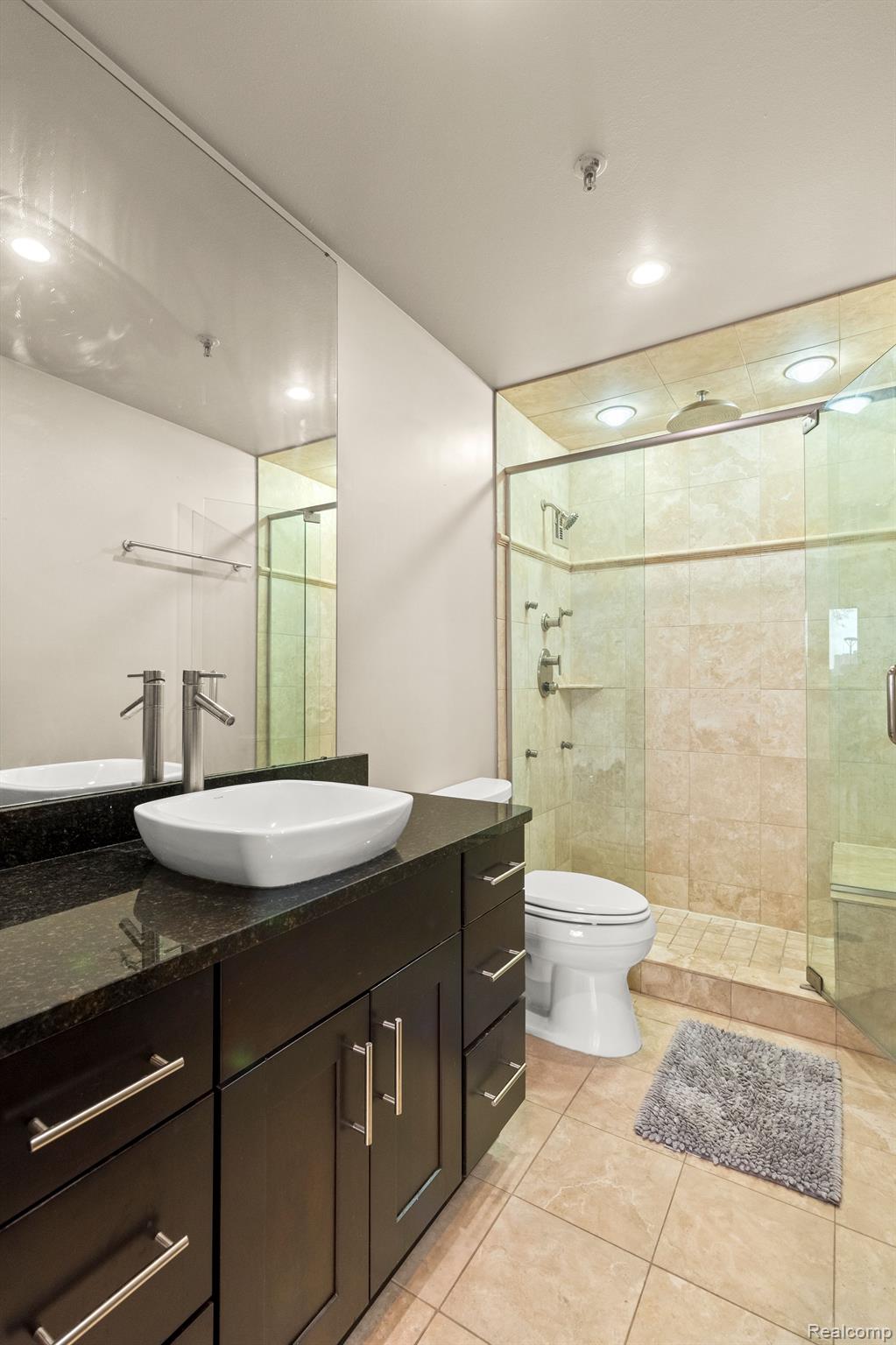 1001 W JEFFERSON Avenue Unit: 300-1I
