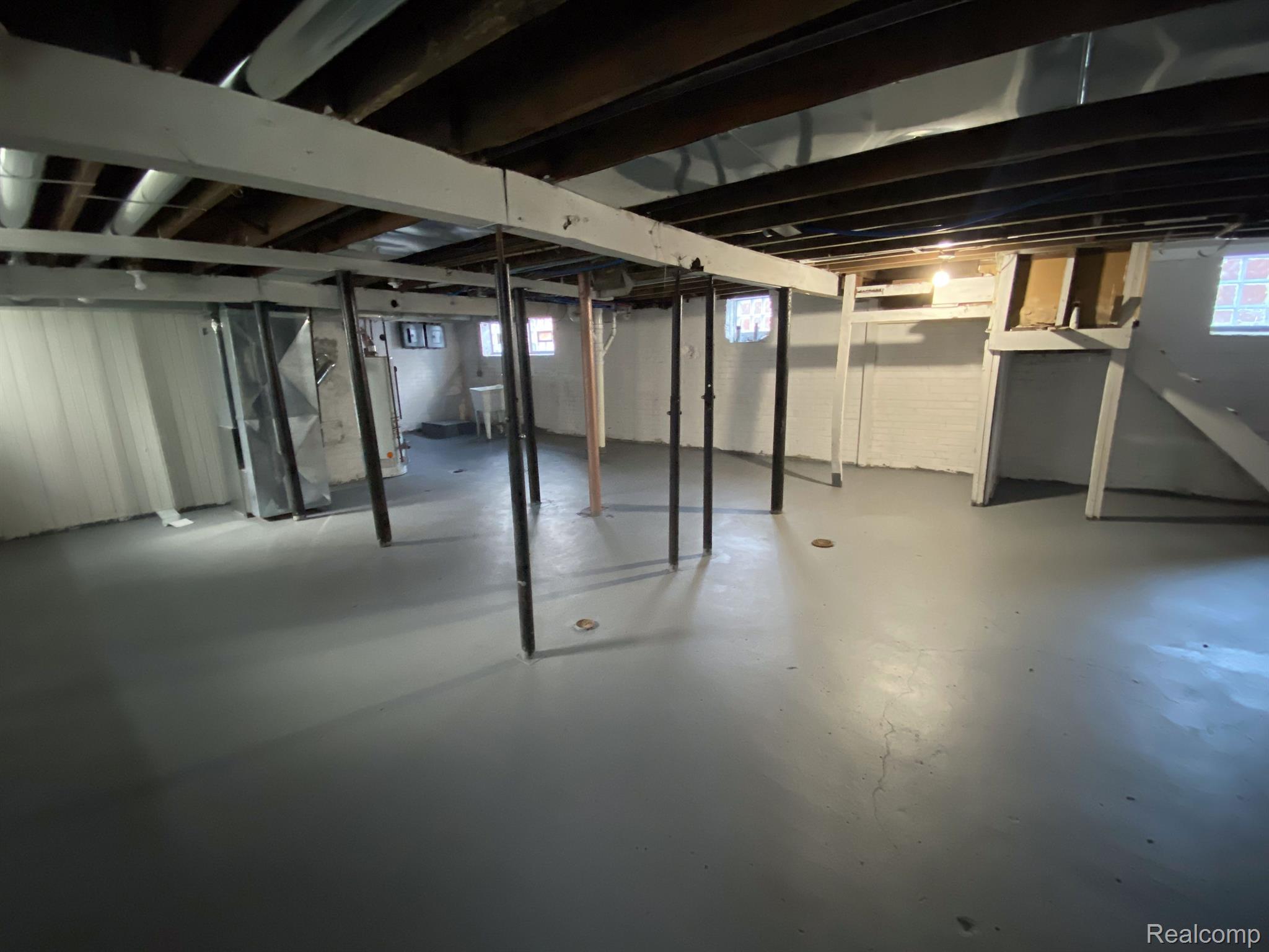 5283 LAKEVIEW Street