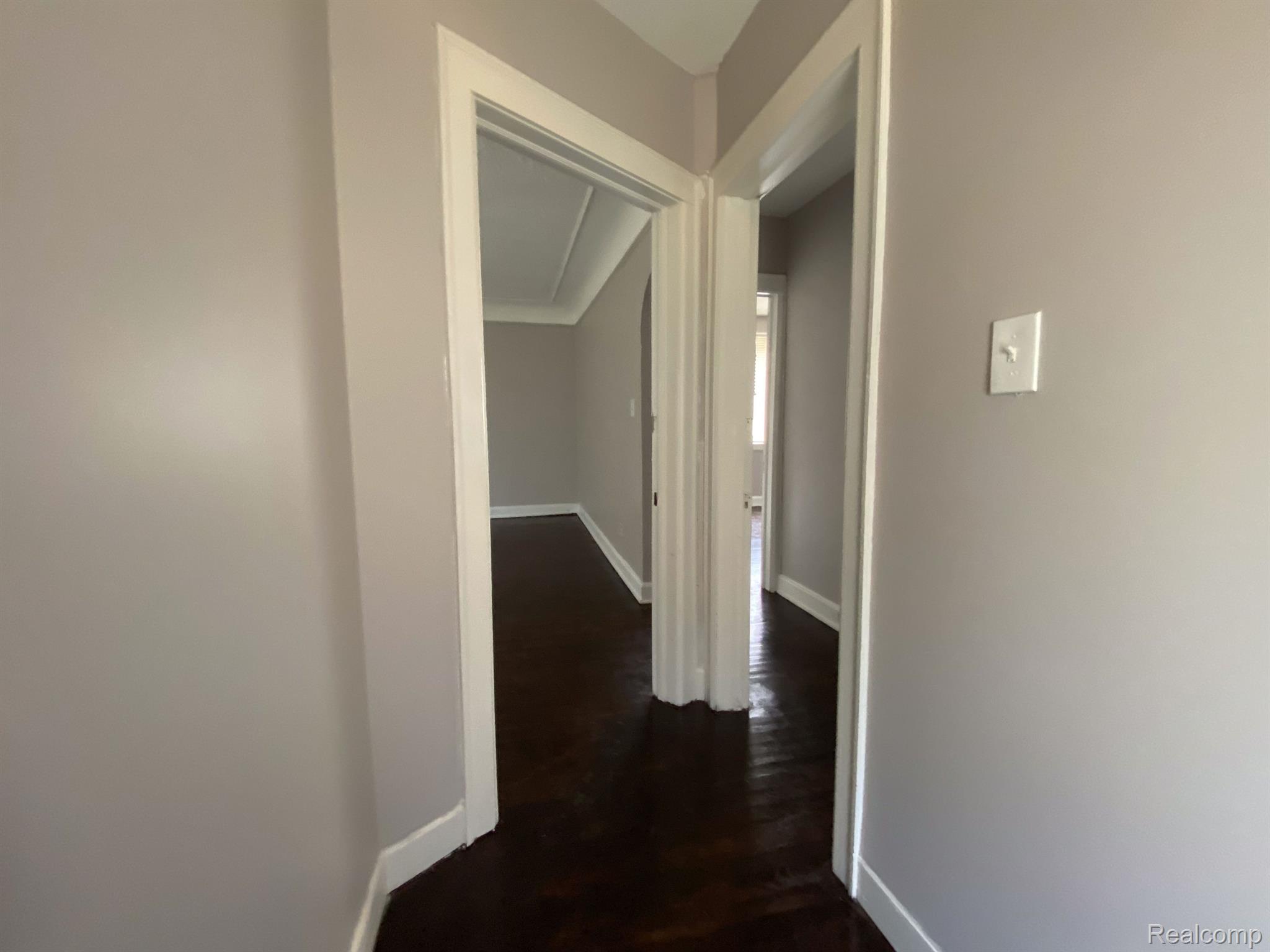 5283 LAKEVIEW Street