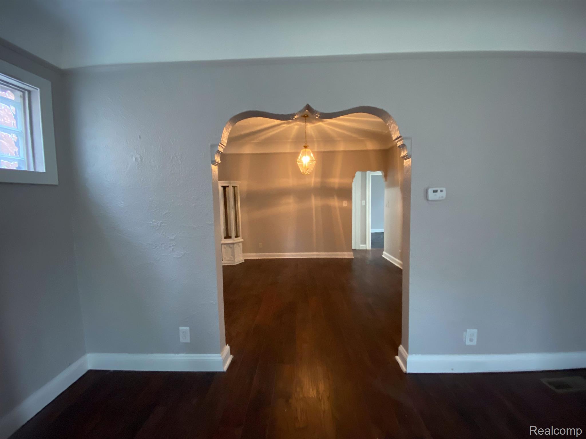 5283 LAKEVIEW Street