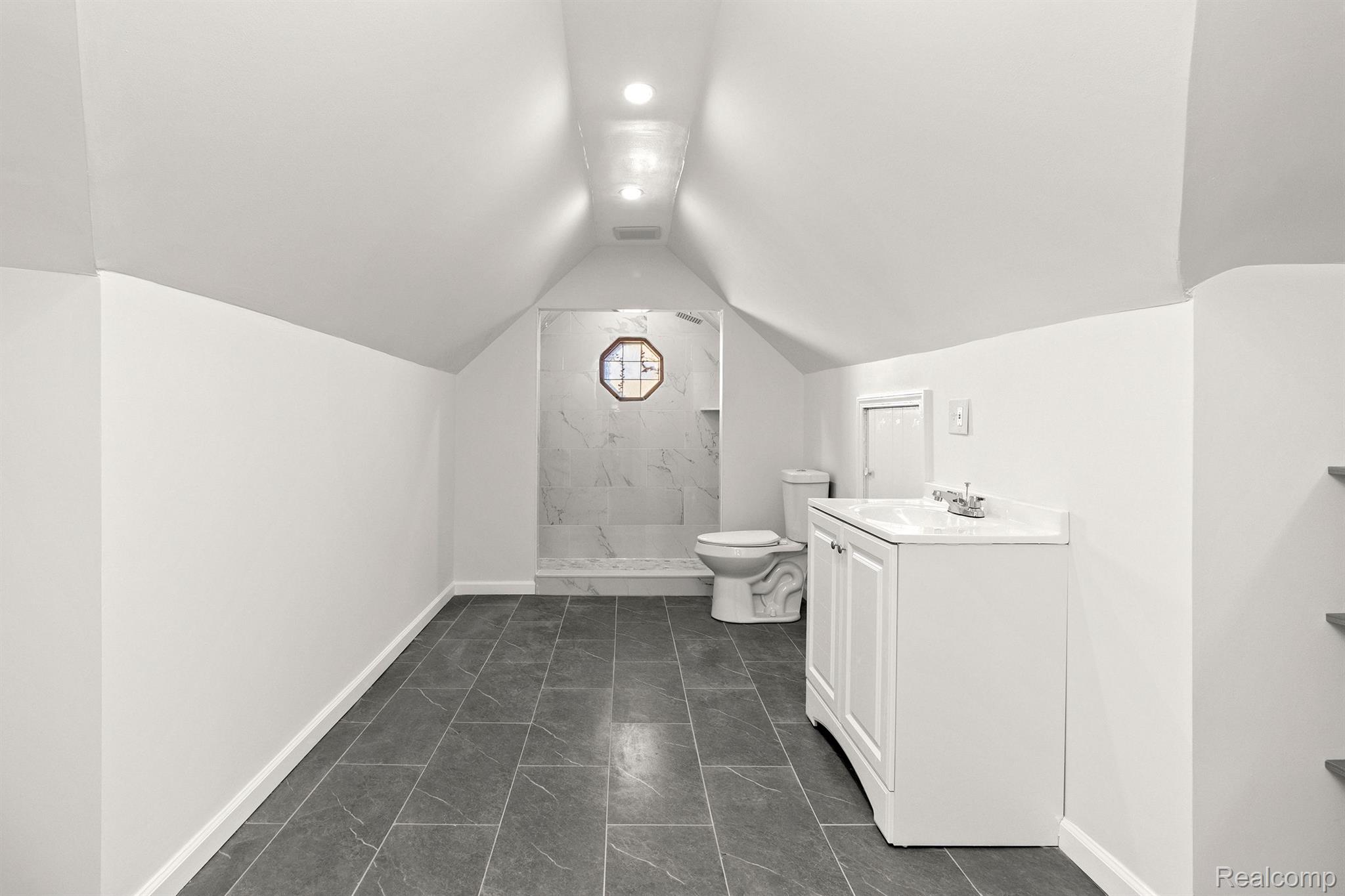 16860 FREELAND Street