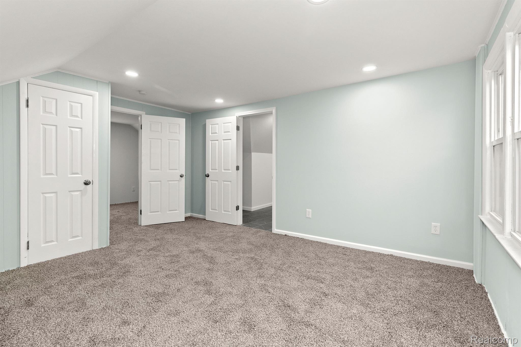 16860 FREELAND Street