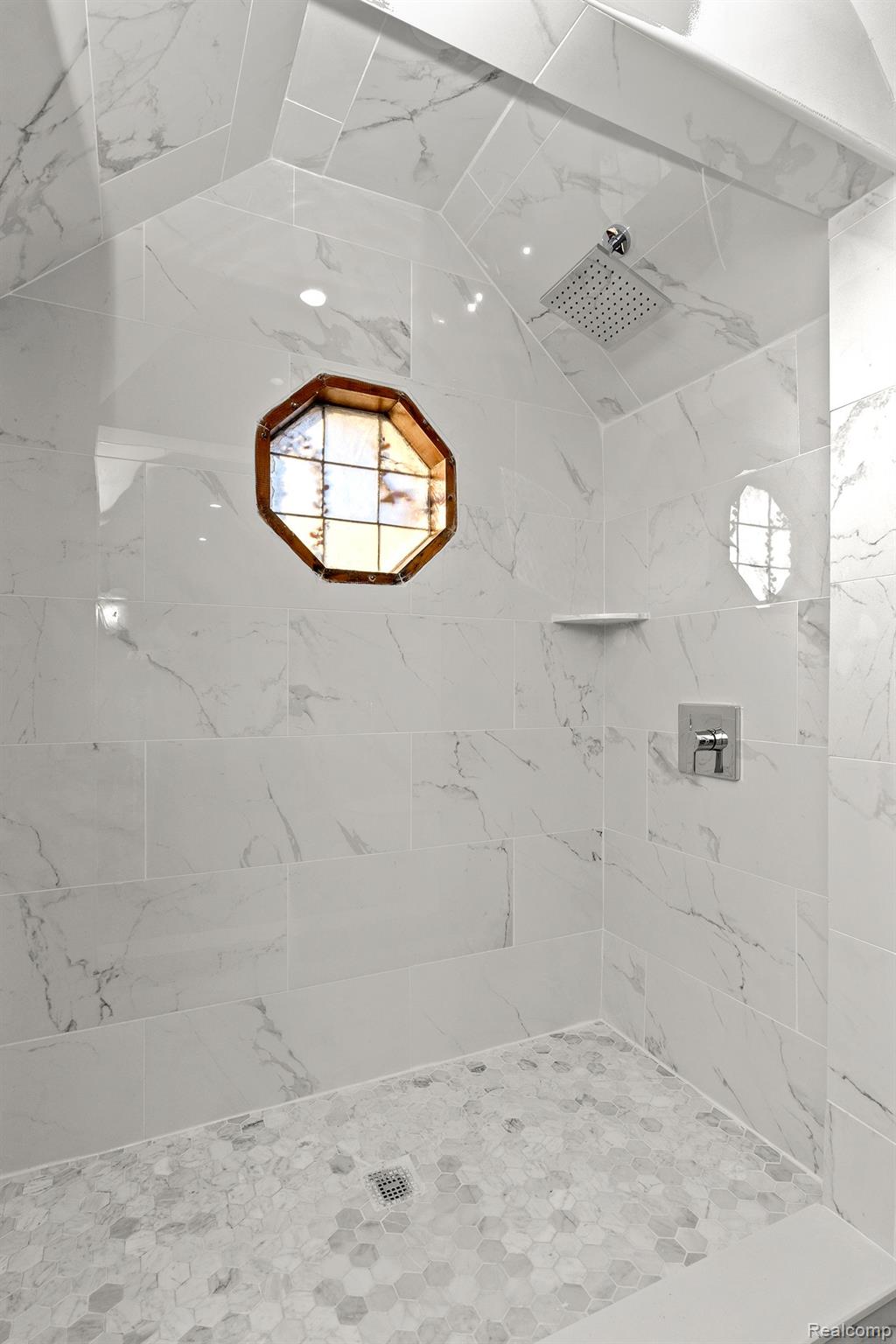 16860 FREELAND Street