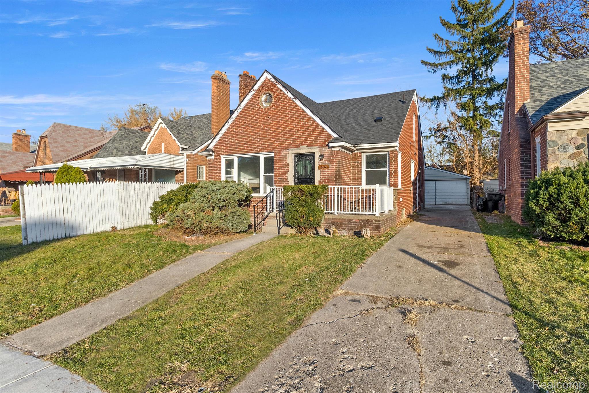 16860 FREELAND Street