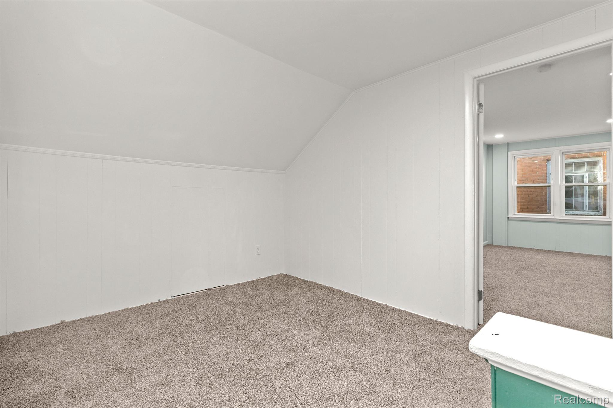 16860 FREELAND Street