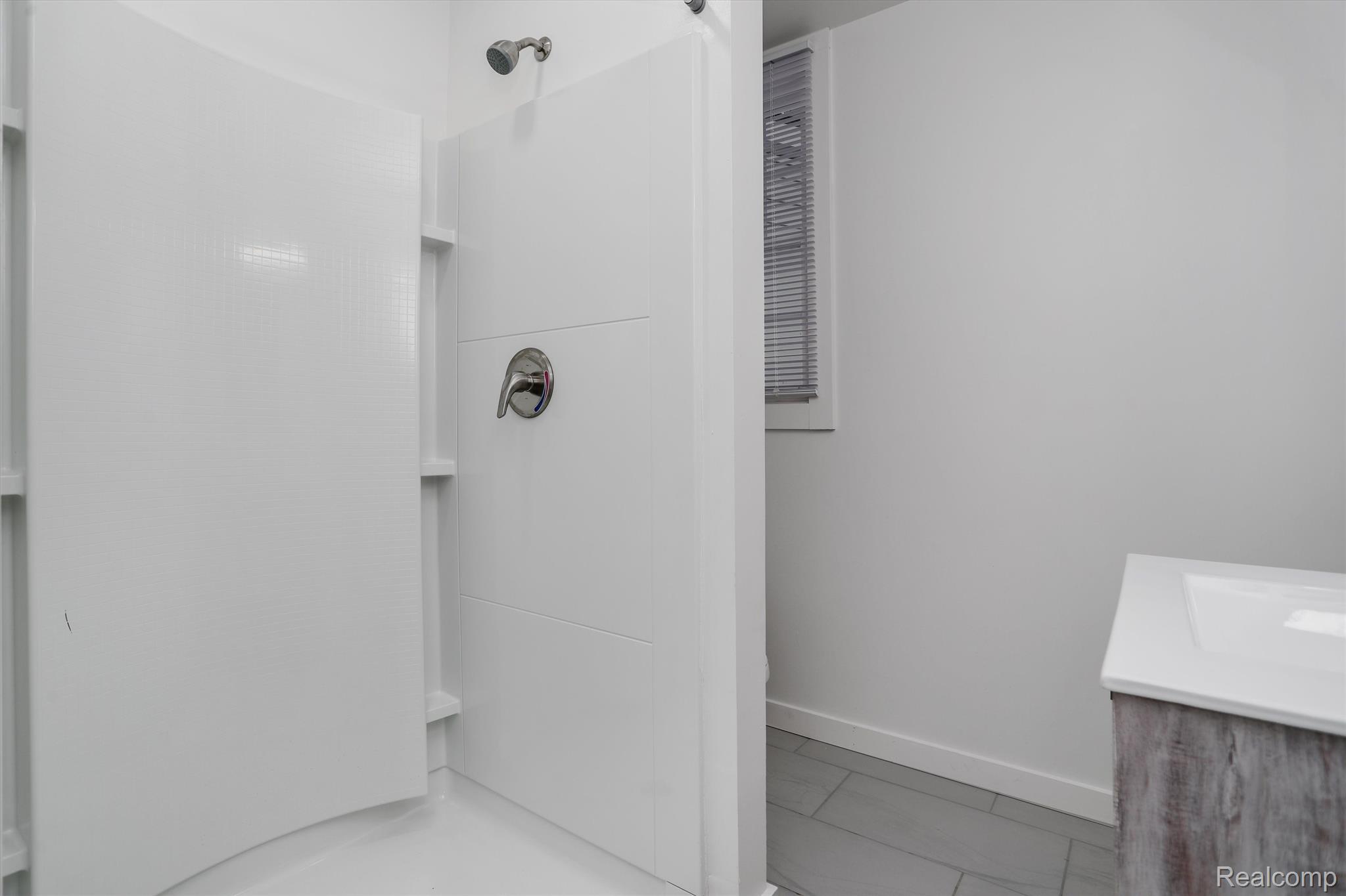 95 E Euclid St Unit: 104