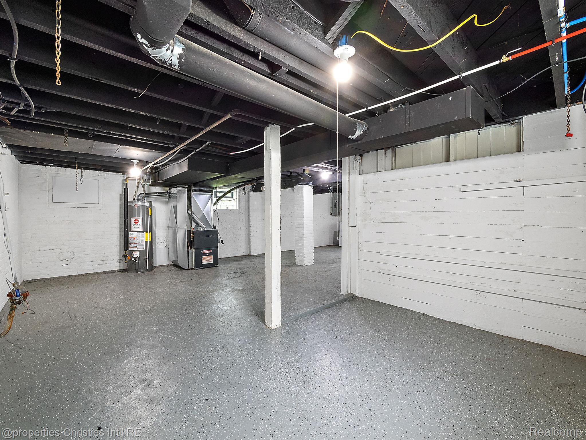 134 ENGLEWOOD Street