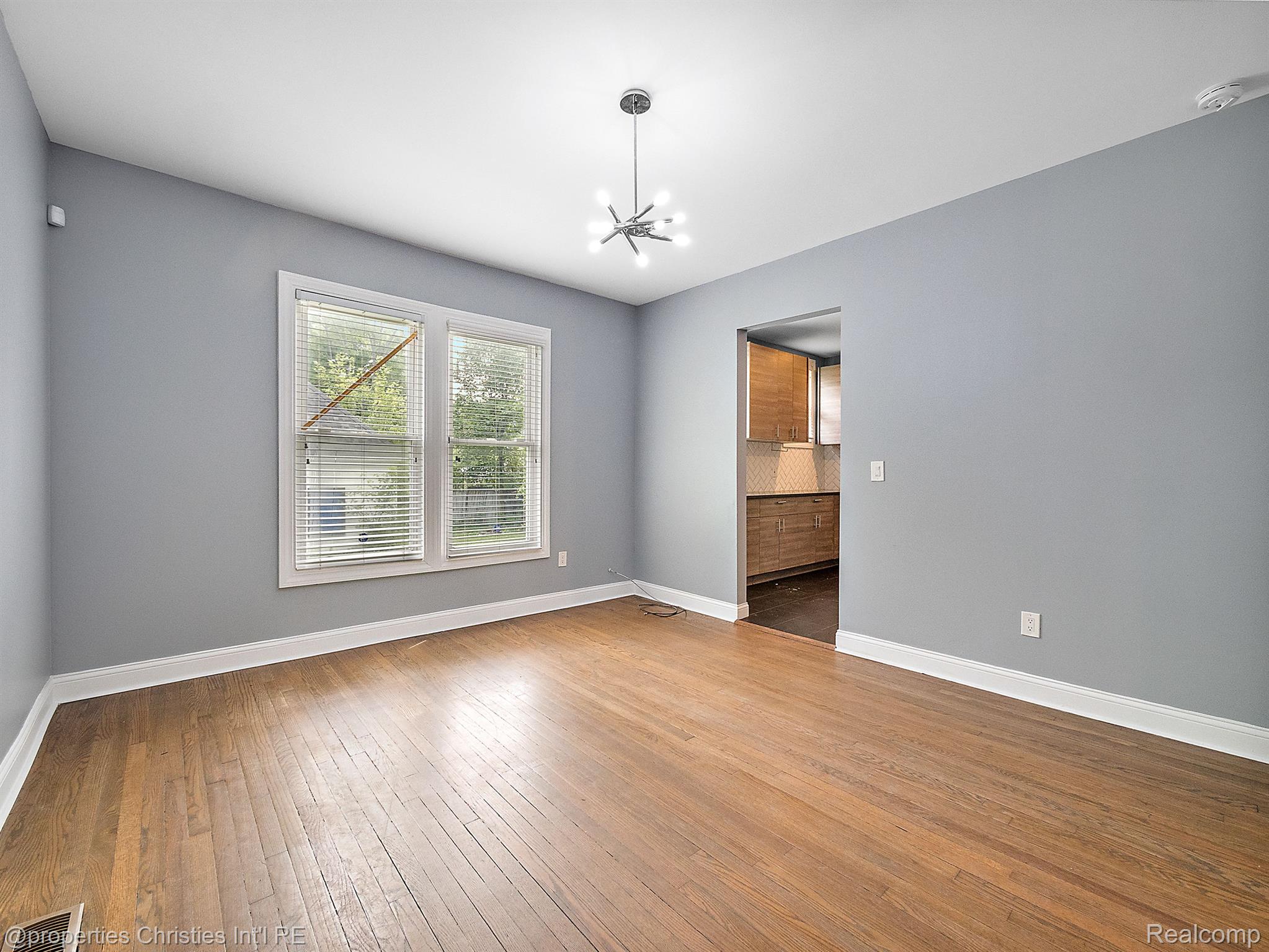 134 ENGLEWOOD Street