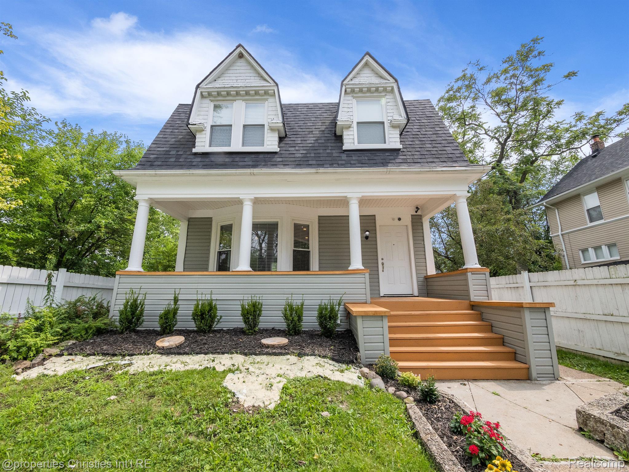 134 ENGLEWOOD Street