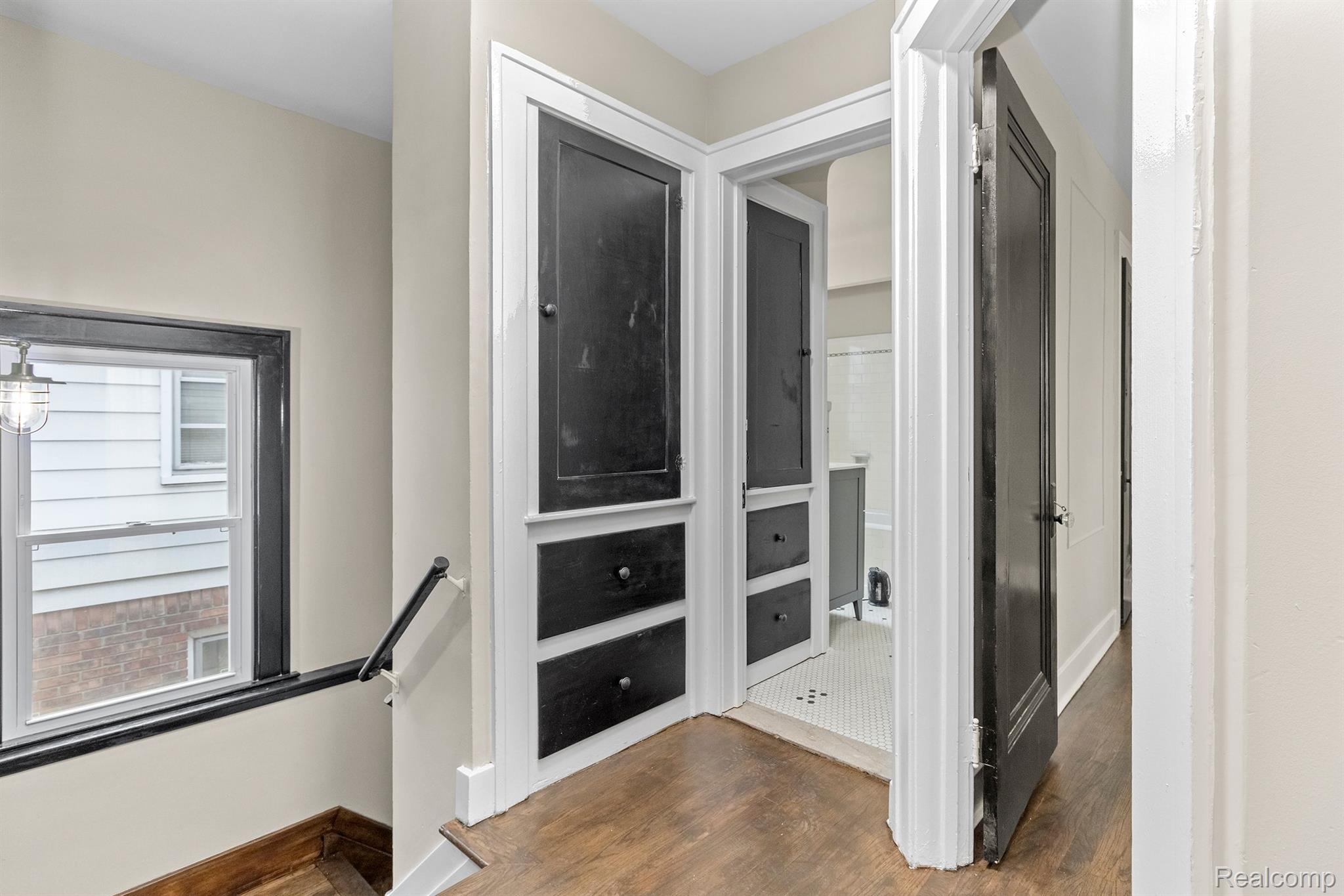 15832 WISCONSIN Street