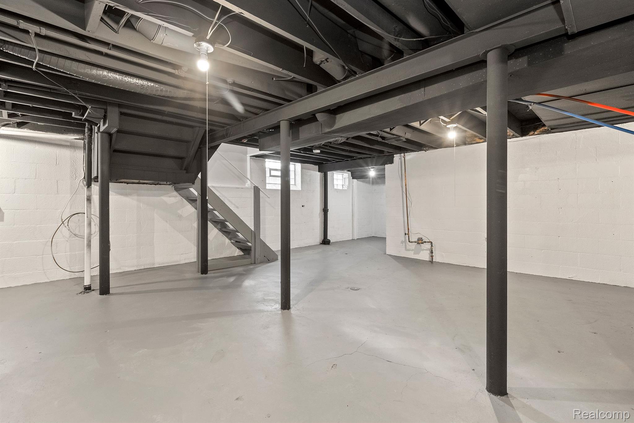 15832 WISCONSIN Street