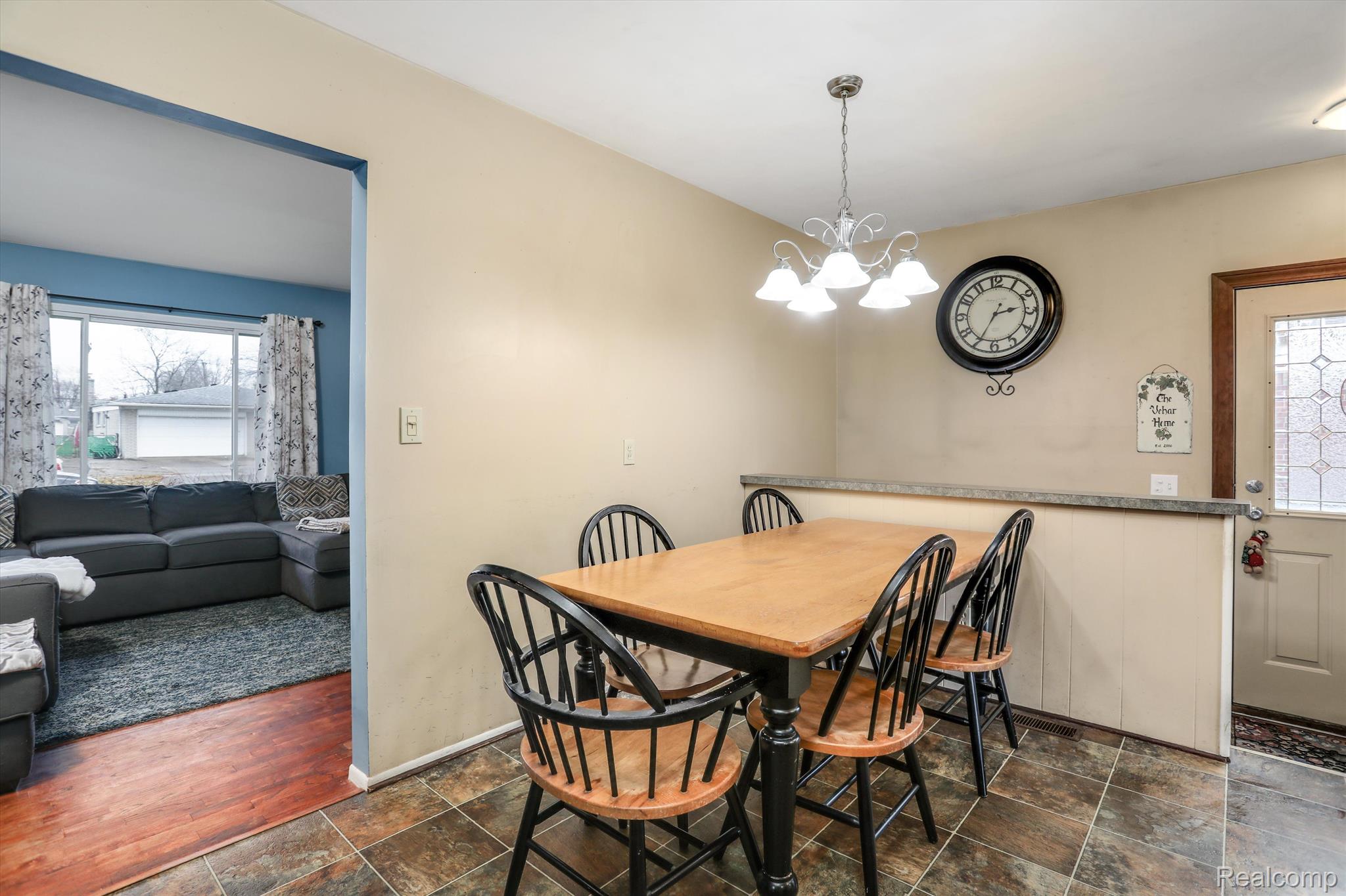 27353 Pleasant Drive