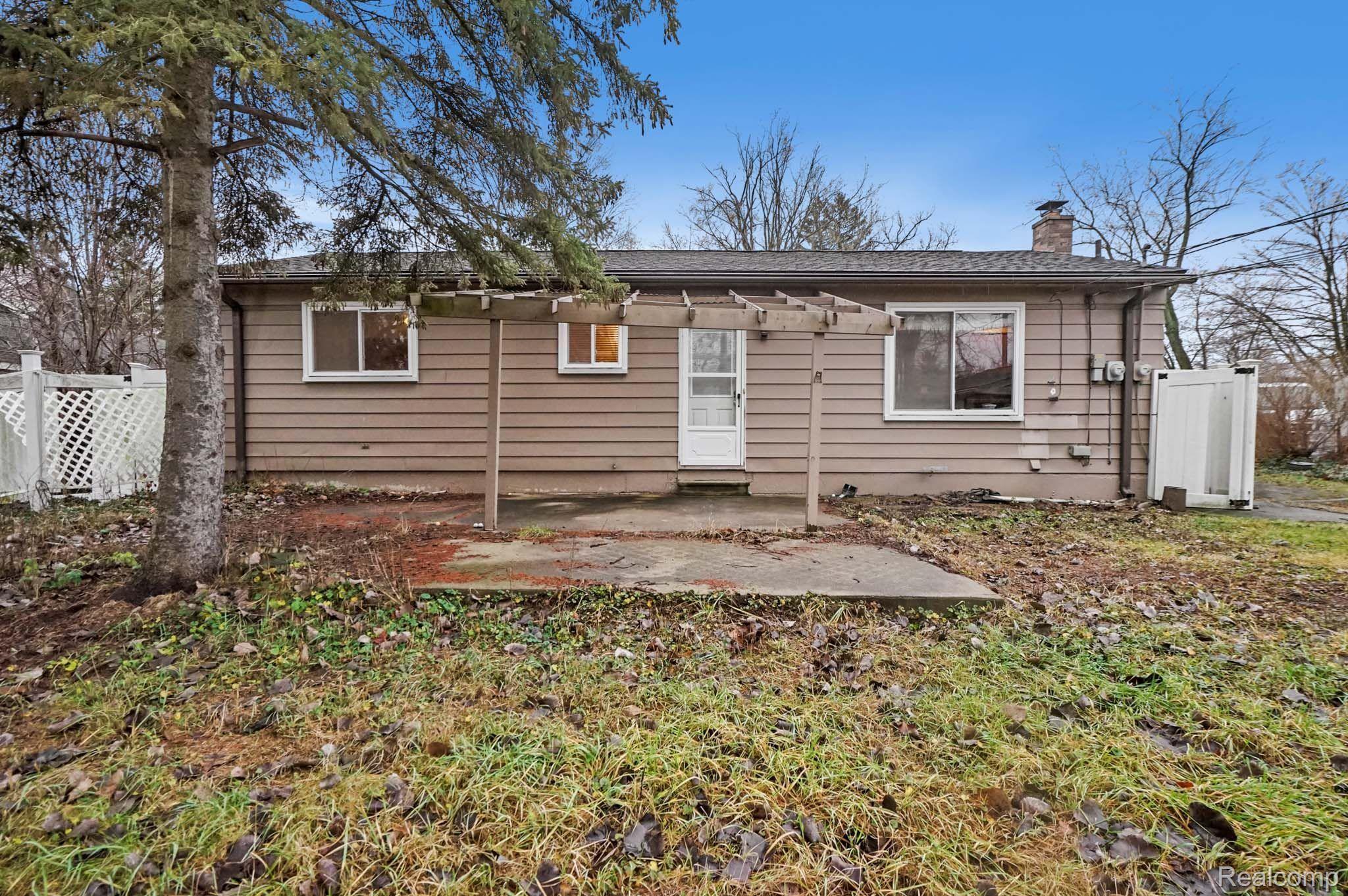 34660 BRIDGEMAN Street