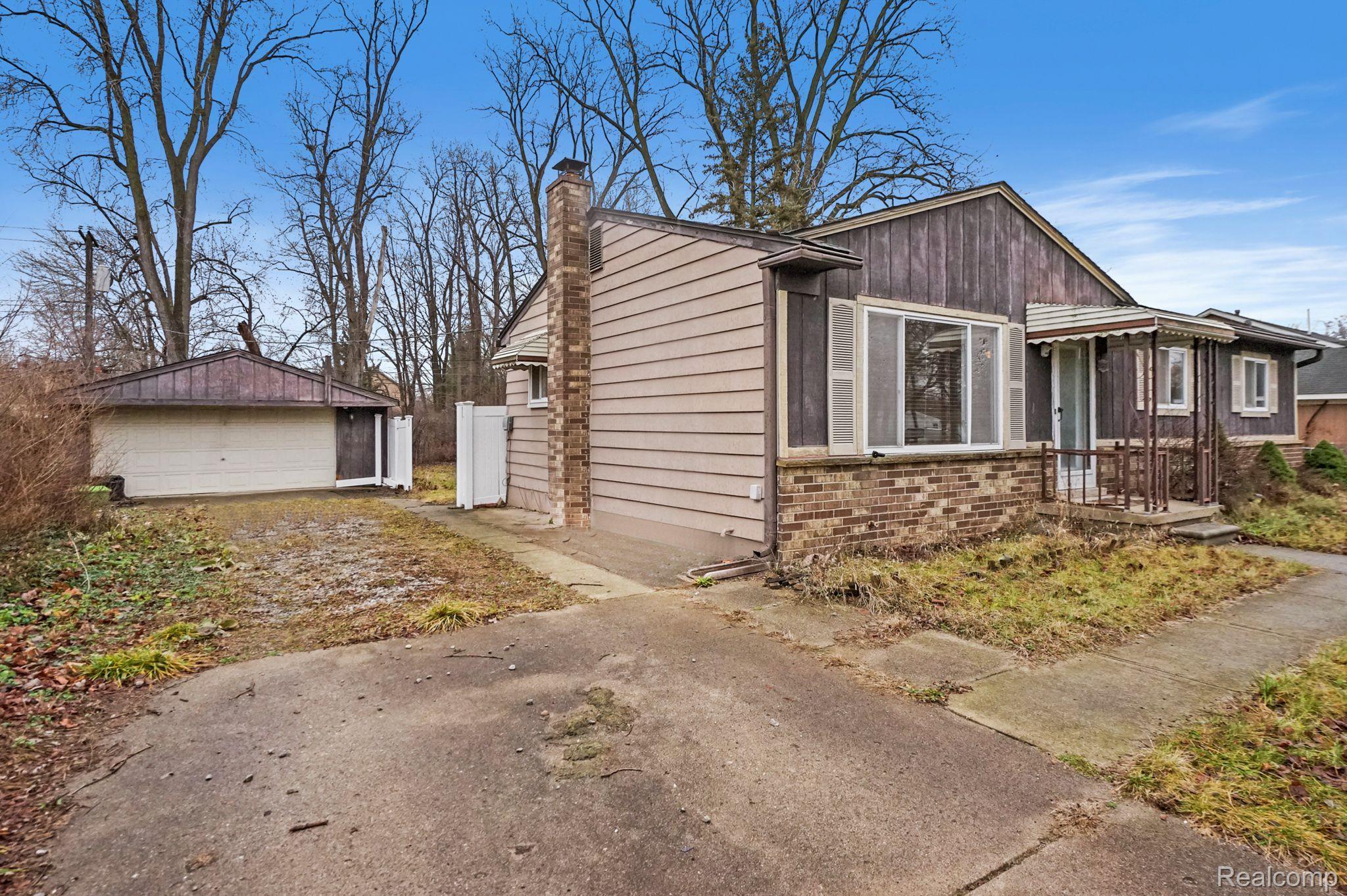 34660 BRIDGEMAN Street