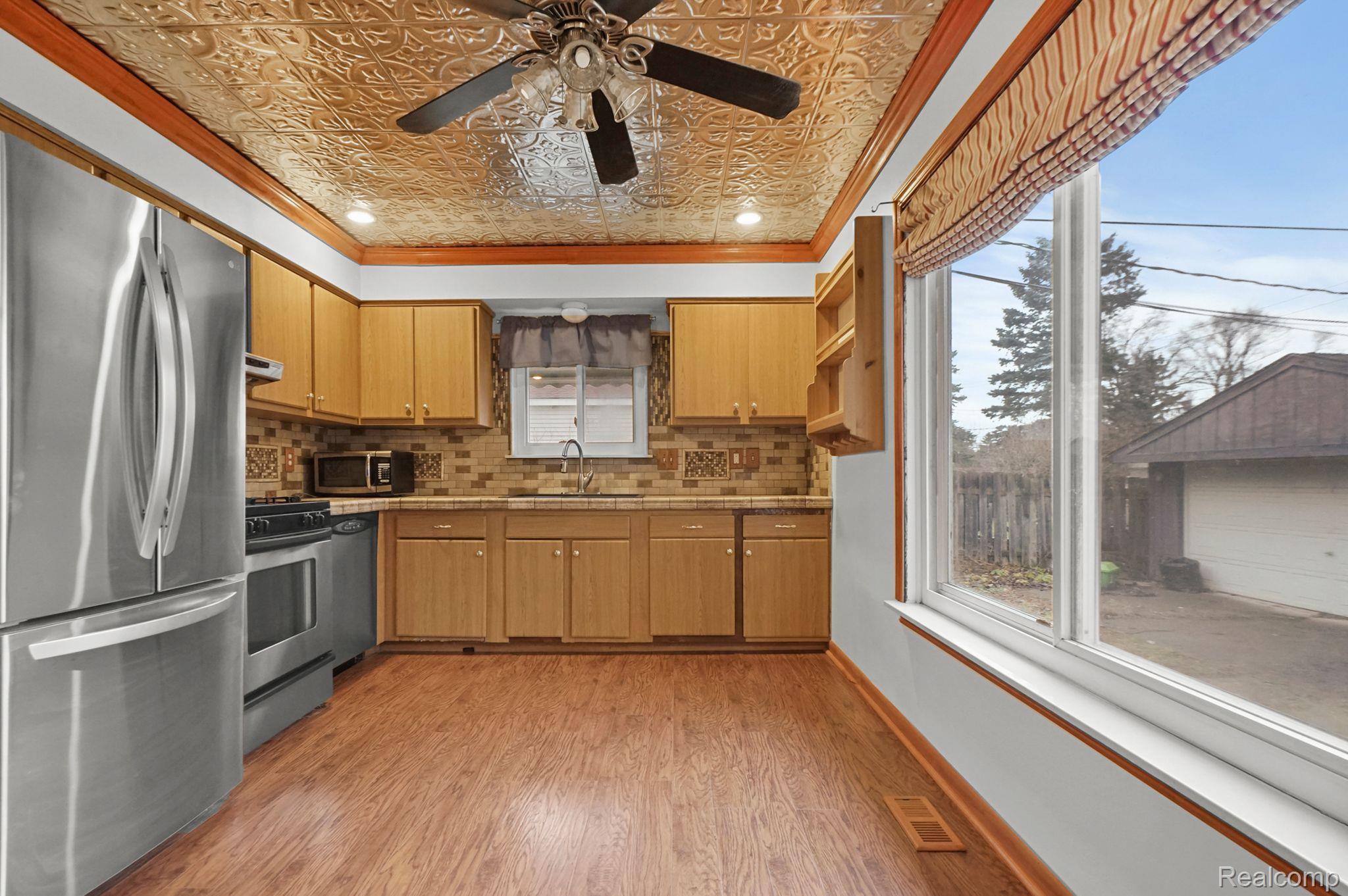 34660 BRIDGEMAN Street