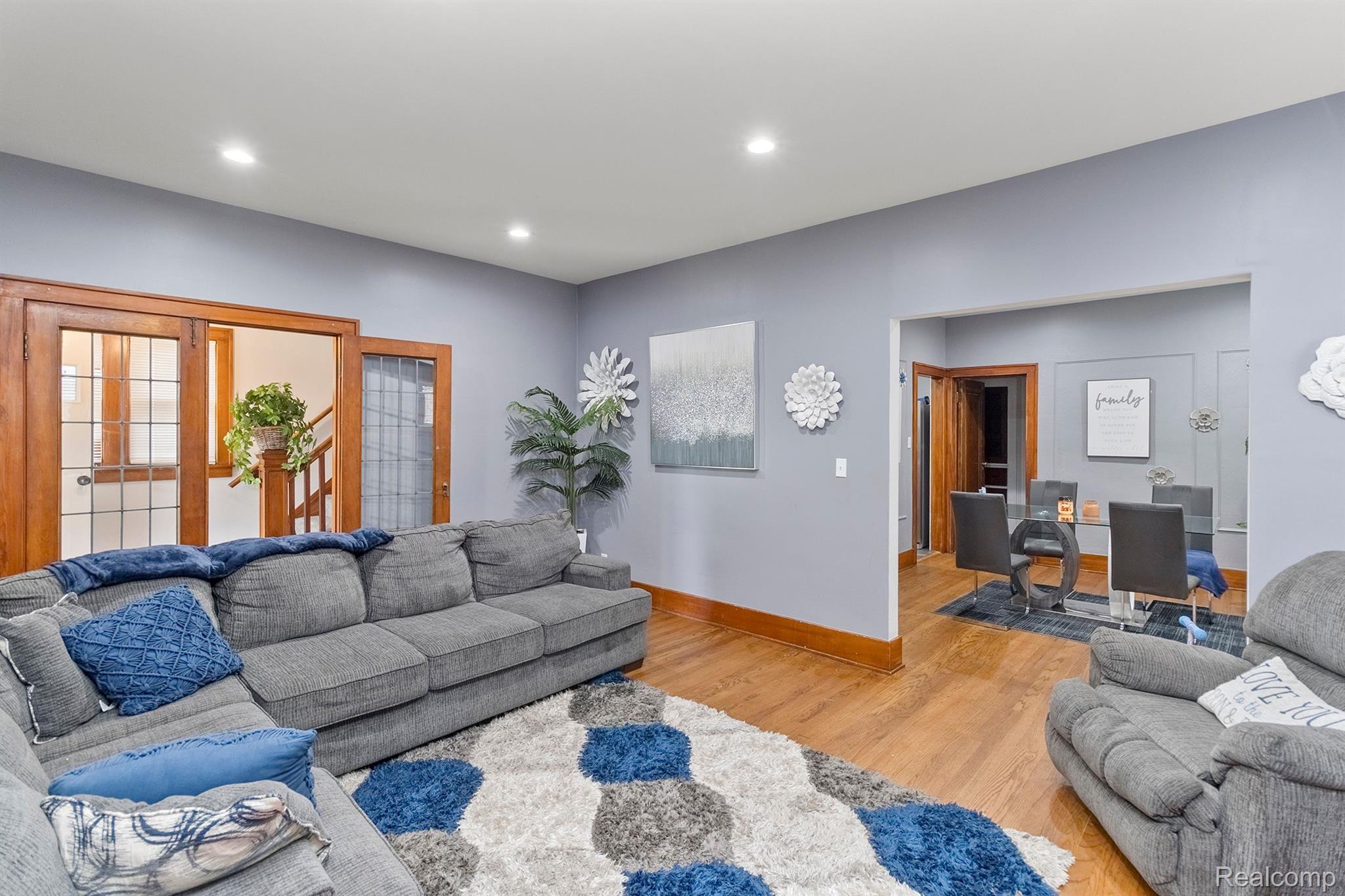 13011 WILSHIRE Drive