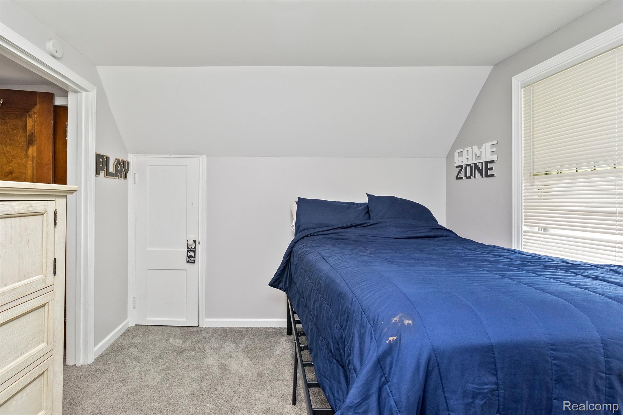 13011 WILSHIRE Drive