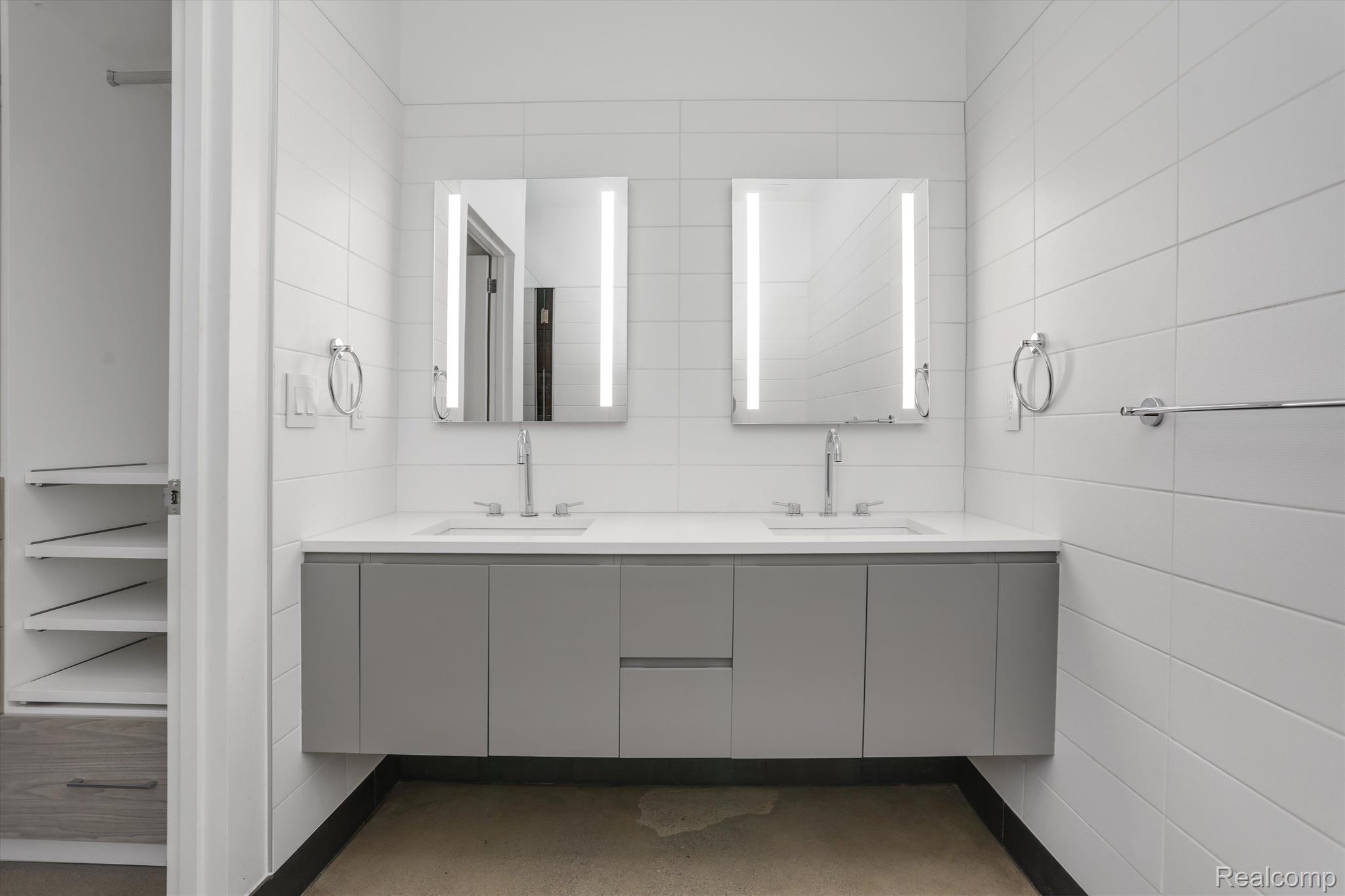 1454 Townsend Street Unit: 105