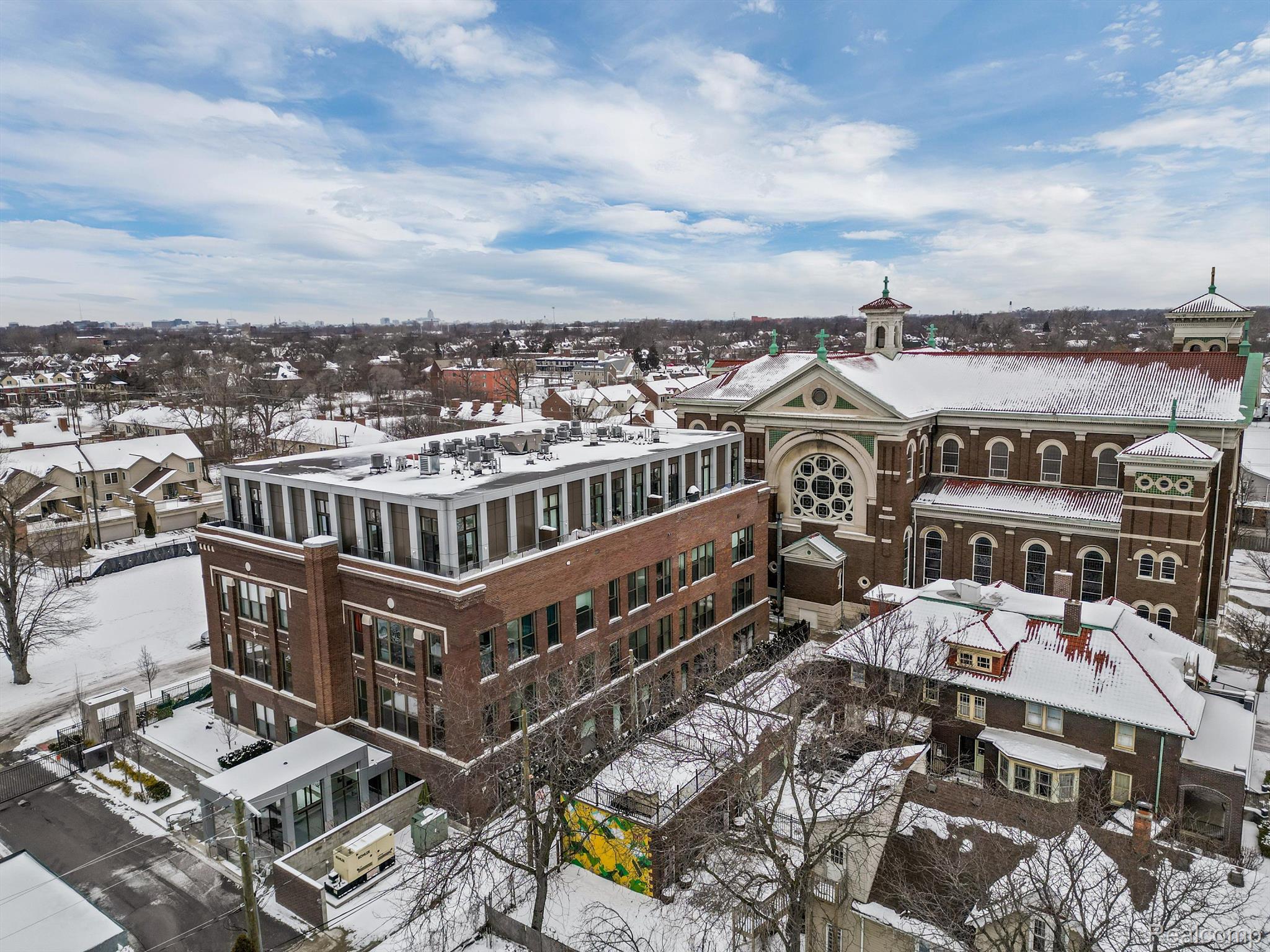 1454 Townsend Street Unit: 105