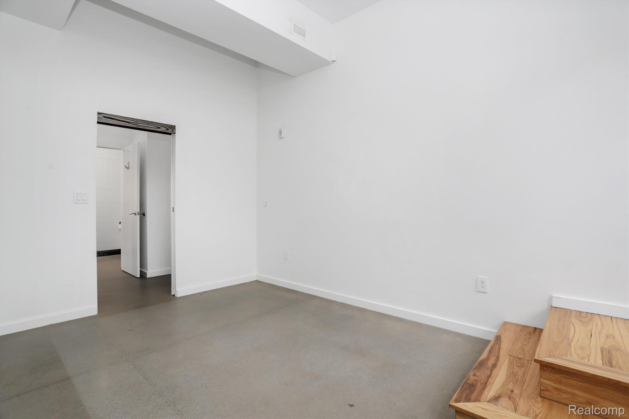 1454 Townsend Street Unit: 105