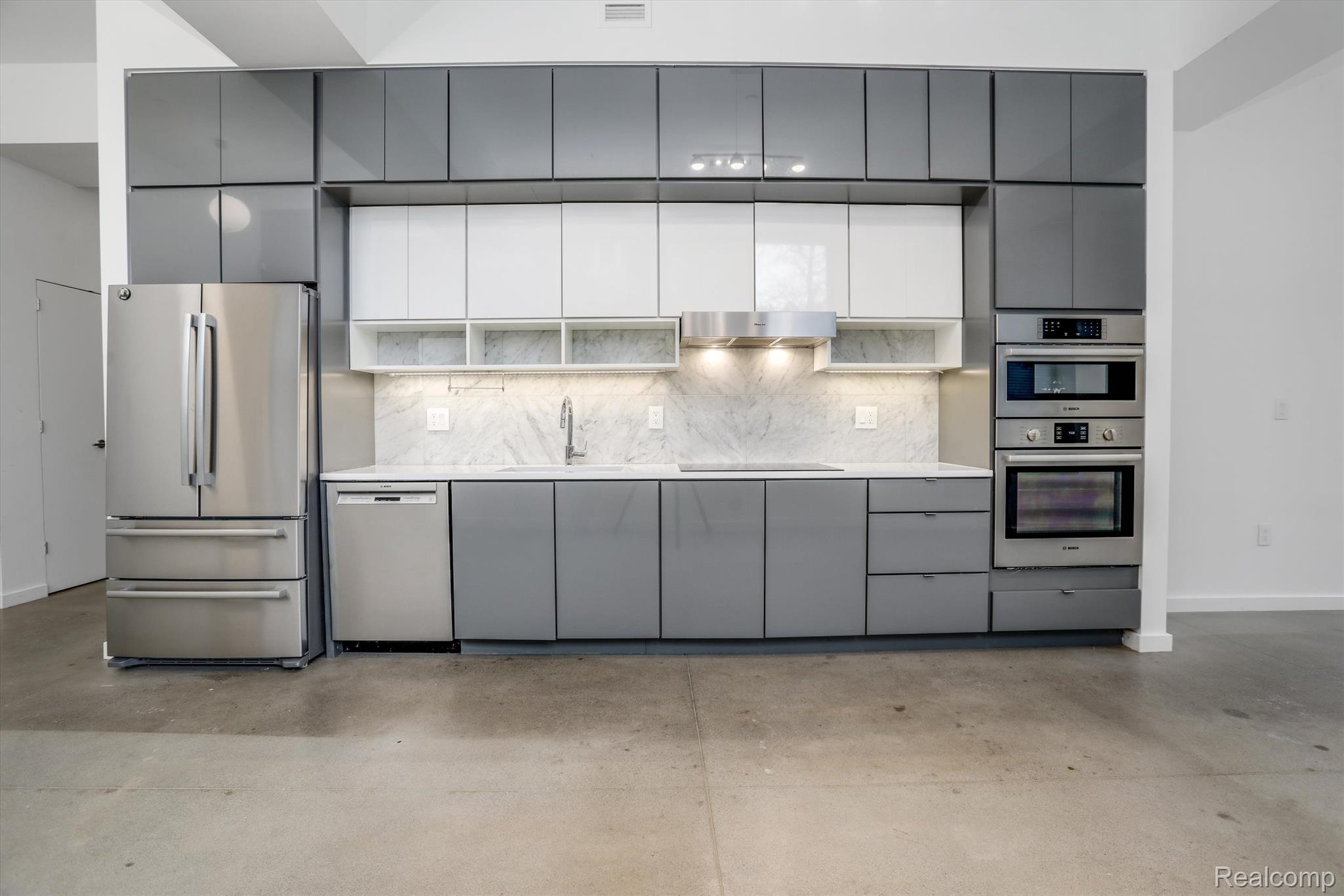 1454 Townsend Street Unit: 105