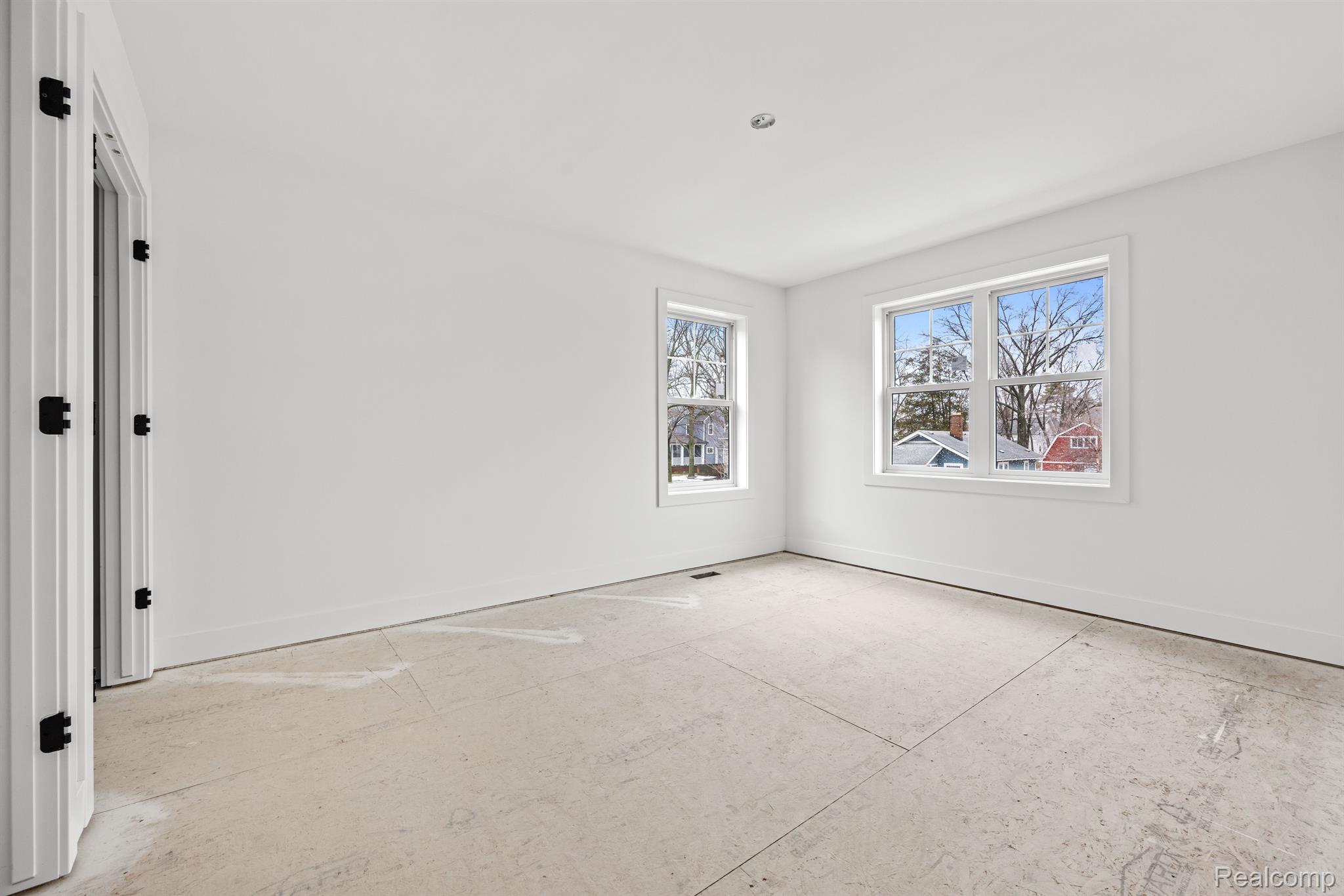 214 FOREST Avenue