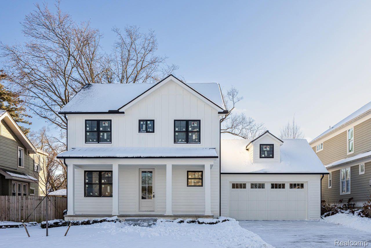 214 FOREST Avenue
