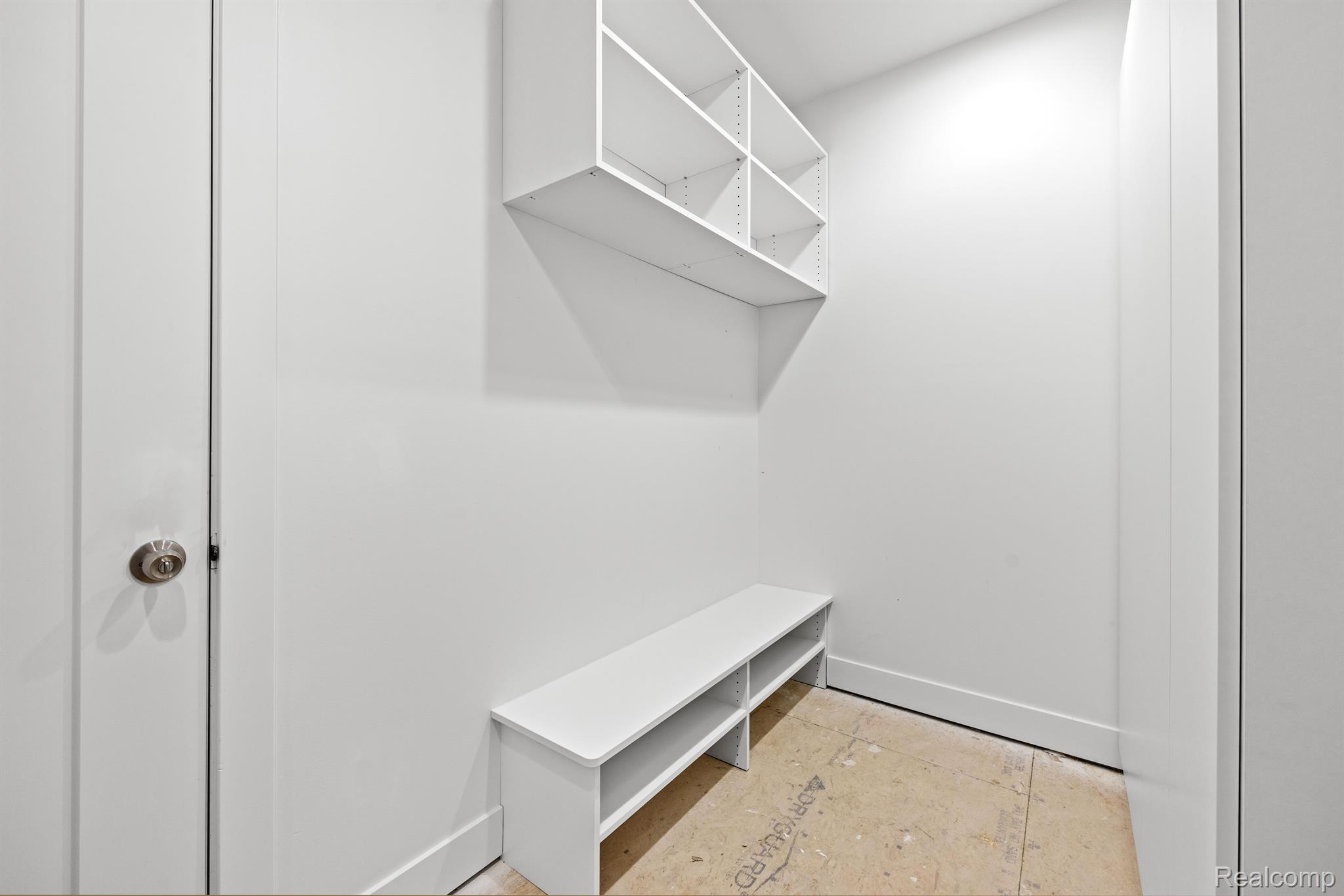 214 FOREST Avenue