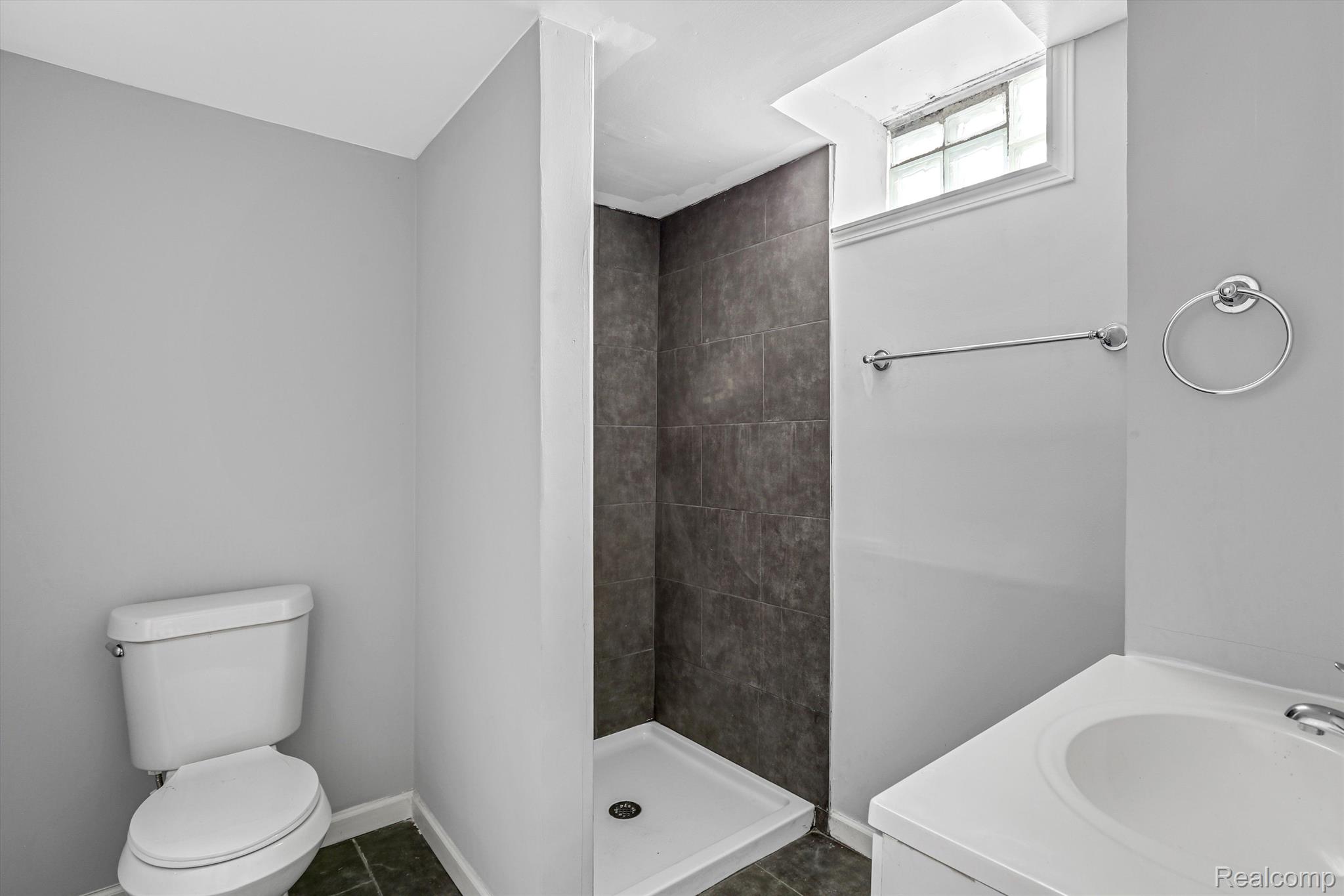 4350 DEVONSHIRE Road