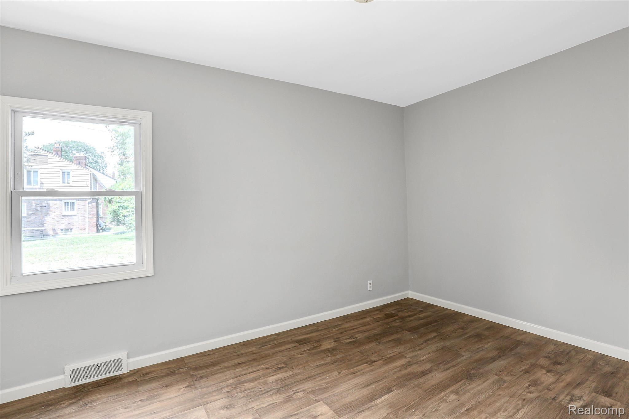 4350 DEVONSHIRE Road