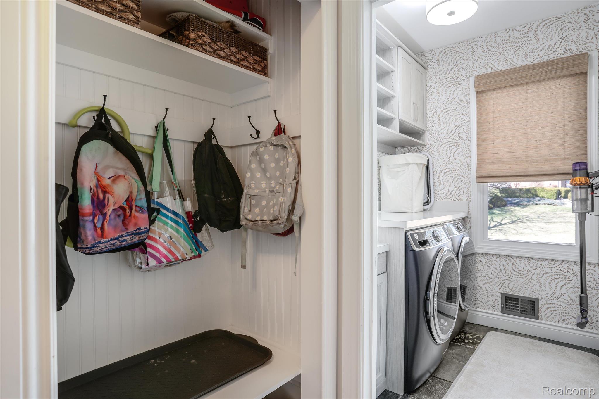 3720 Sunnyside Court