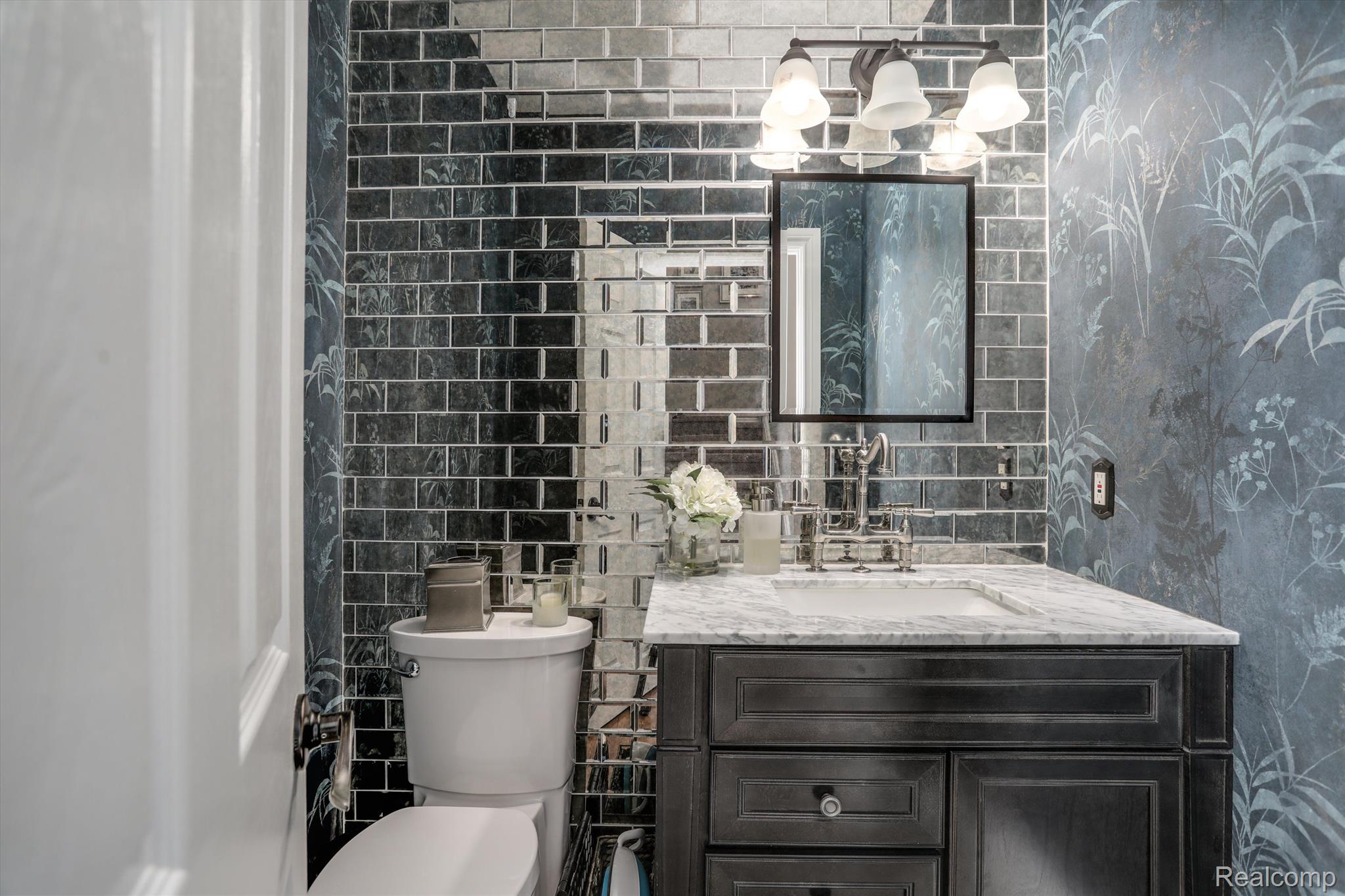 3720 Sunnyside Court