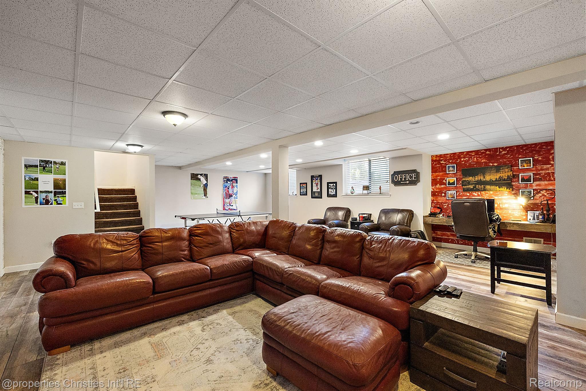 52860 WILLOWBROOK Drive