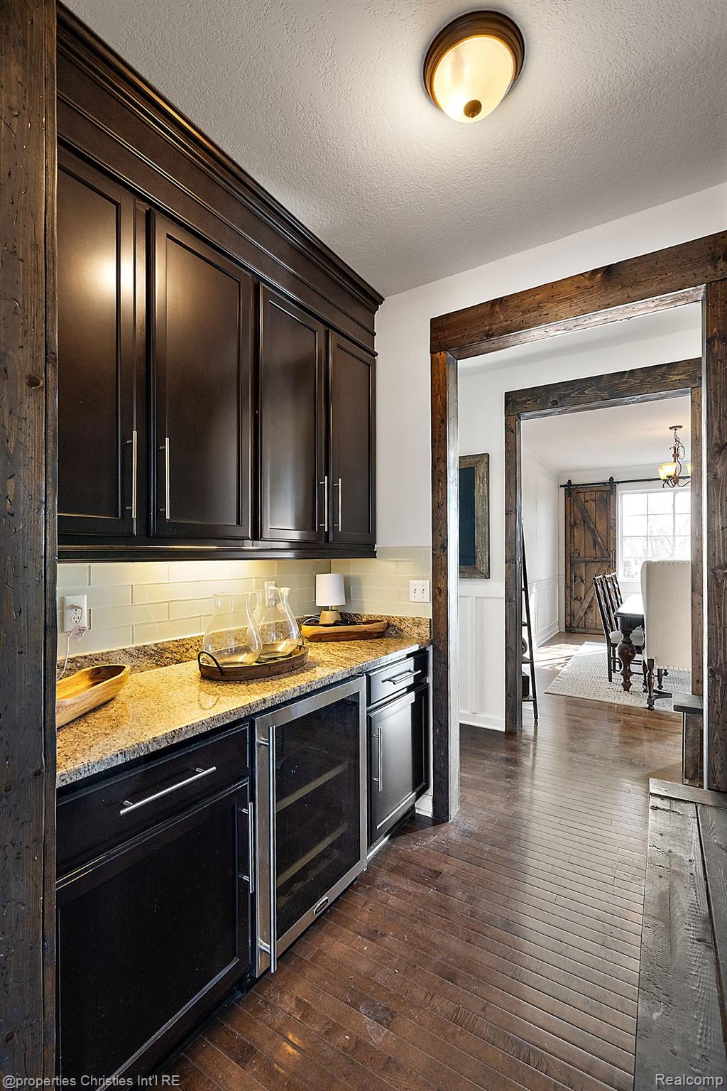 52860 WILLOWBROOK Drive