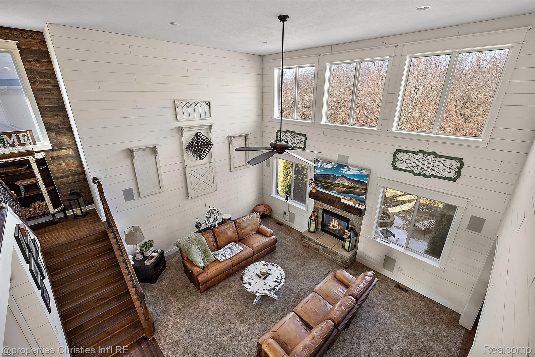 52860 WILLOWBROOK Drive