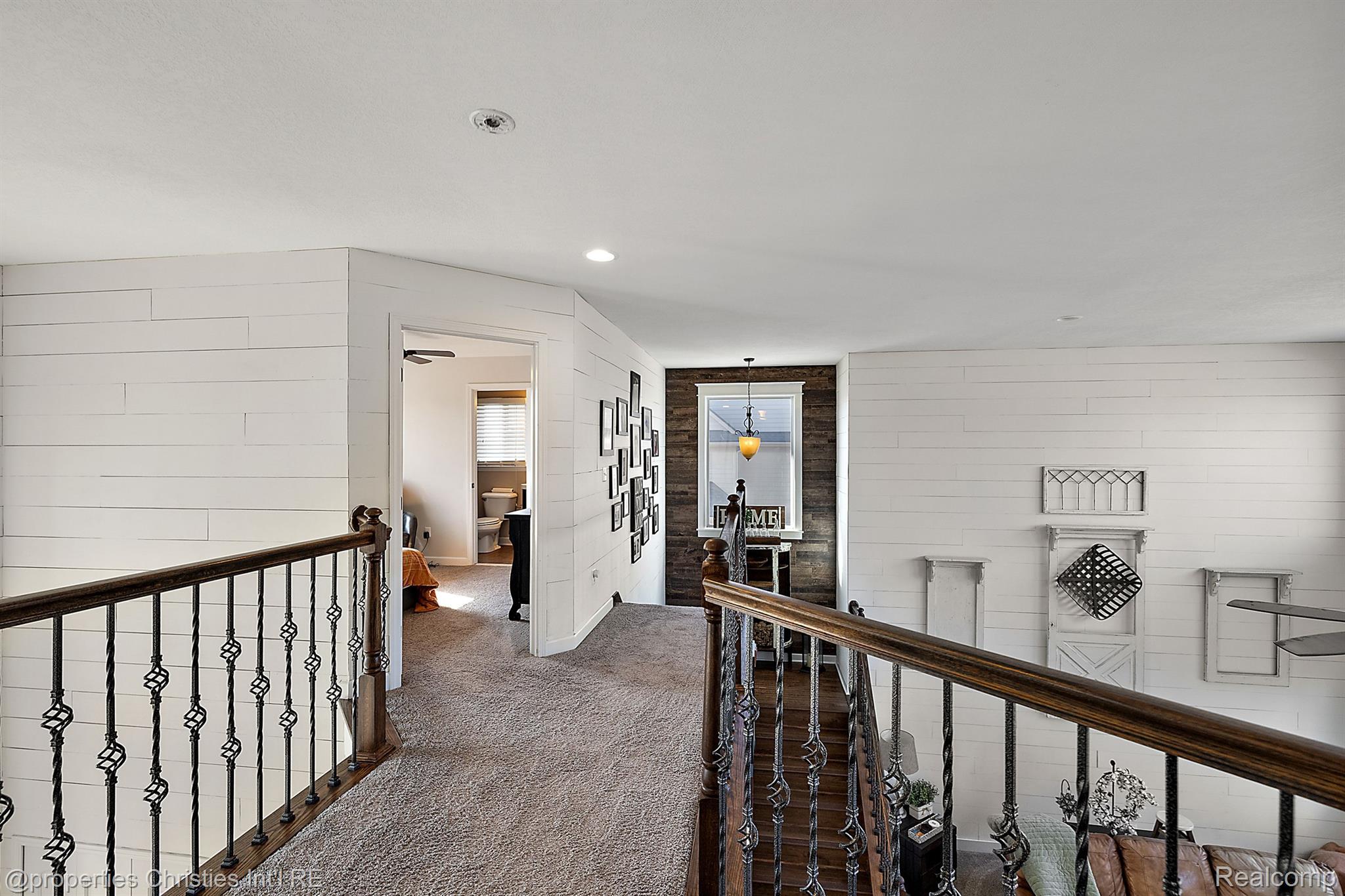 52860 WILLOWBROOK Drive