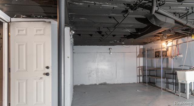 19901 HUBBELL Street