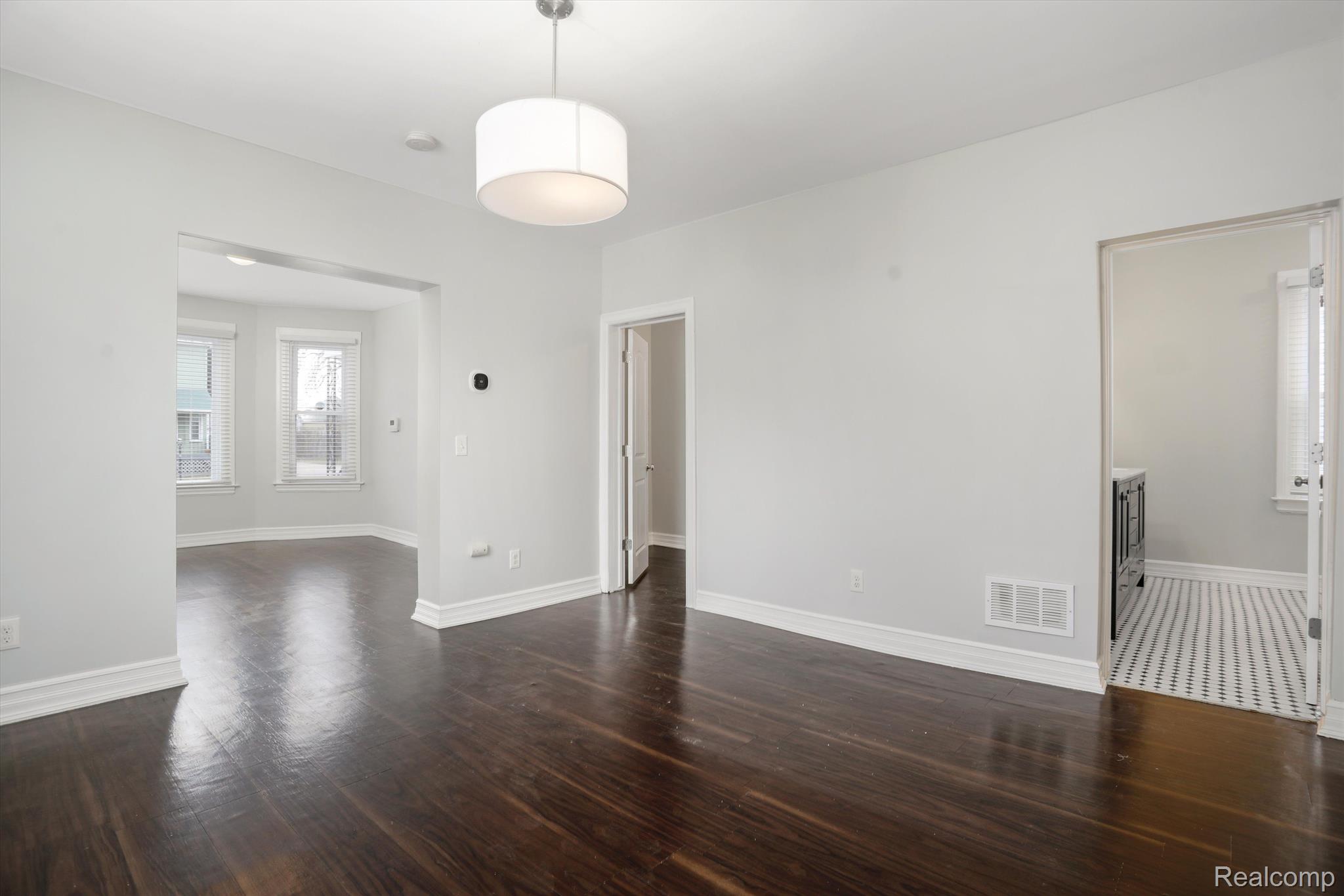 2514 Seyburn Street 1