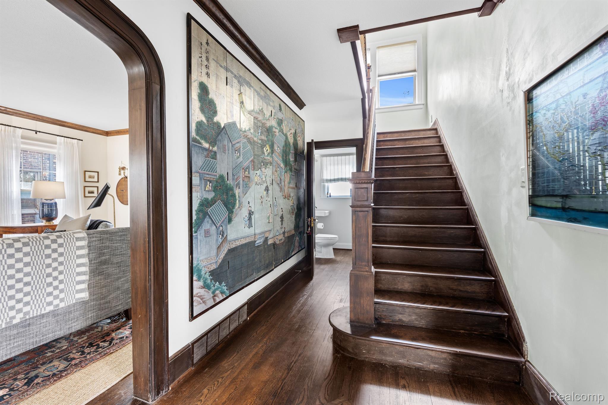 1435 KENSINGTON Avenue