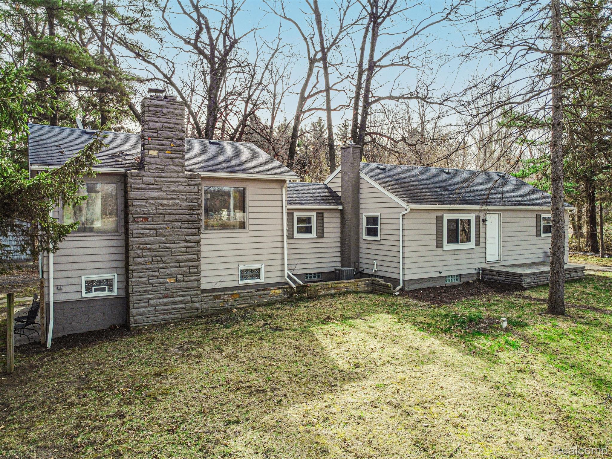 3819 S ORTONVILLE Road