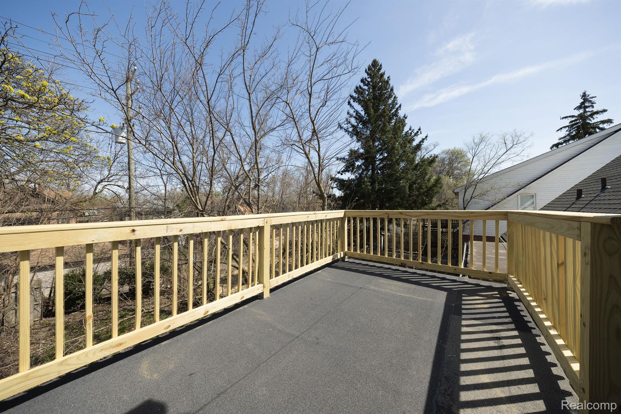 15900 WOODINGHAM Drive