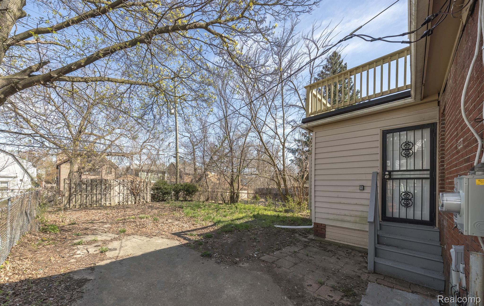 15900 WOODINGHAM Drive