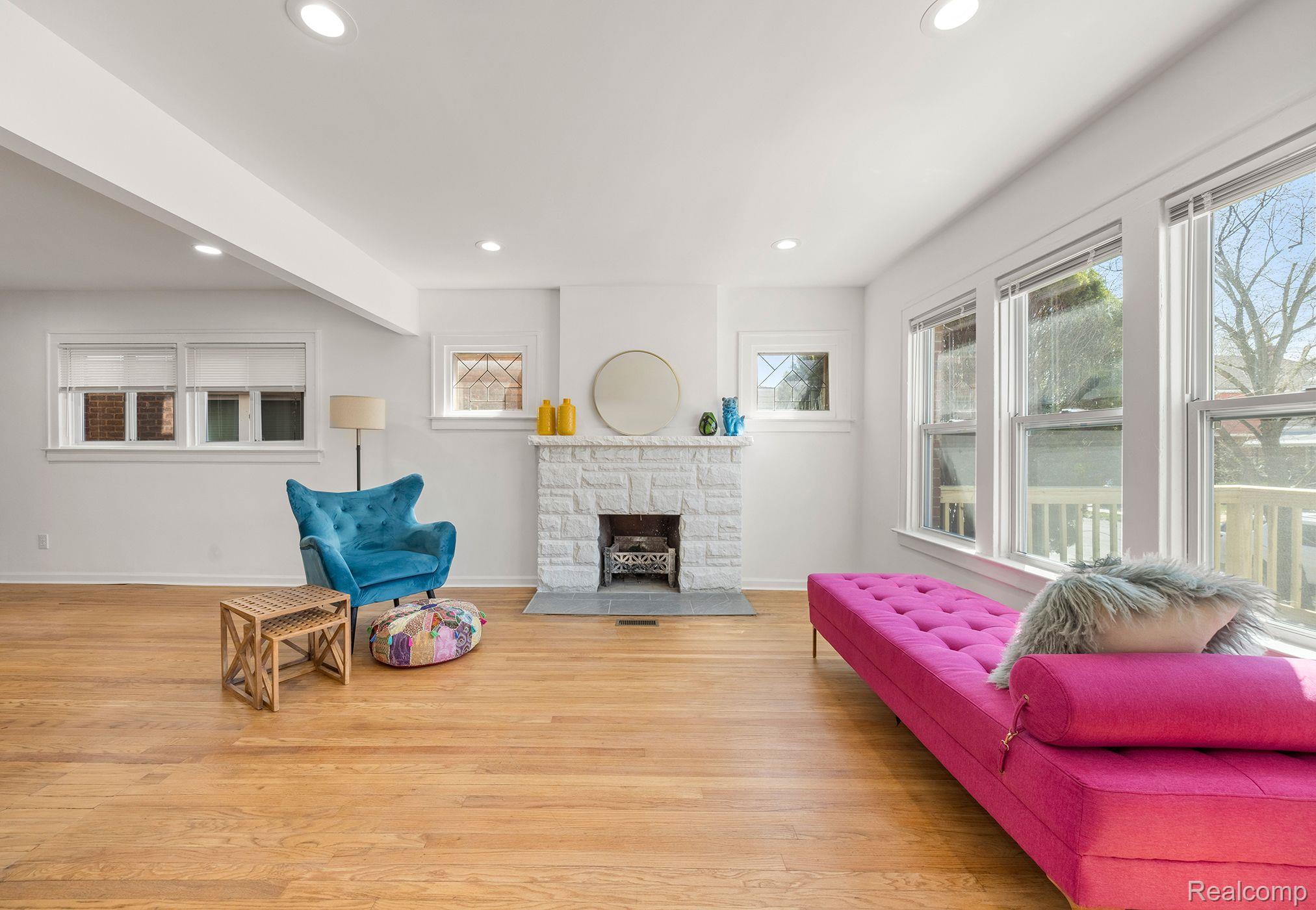 15900 WOODINGHAM Drive