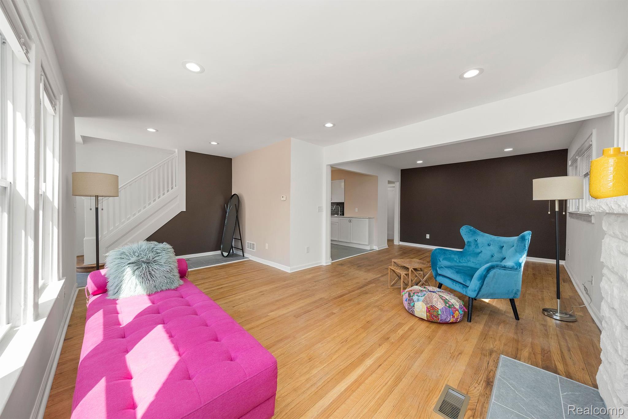 15900 WOODINGHAM Drive