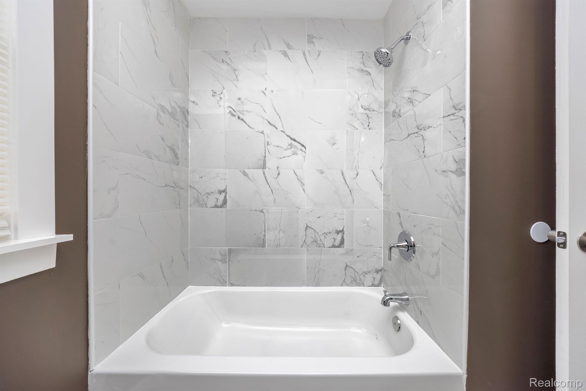 15900 WOODINGHAM Drive