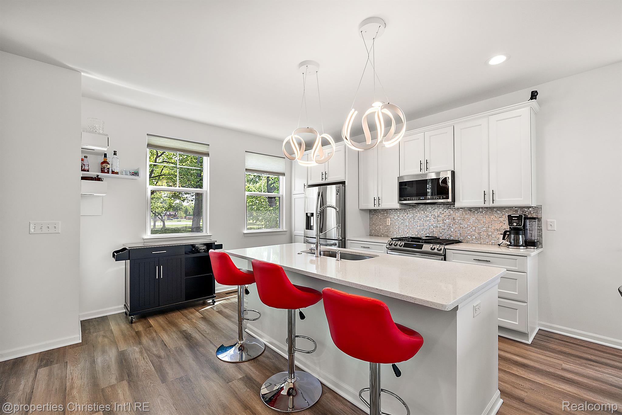 515 PARKSIDE Way 57