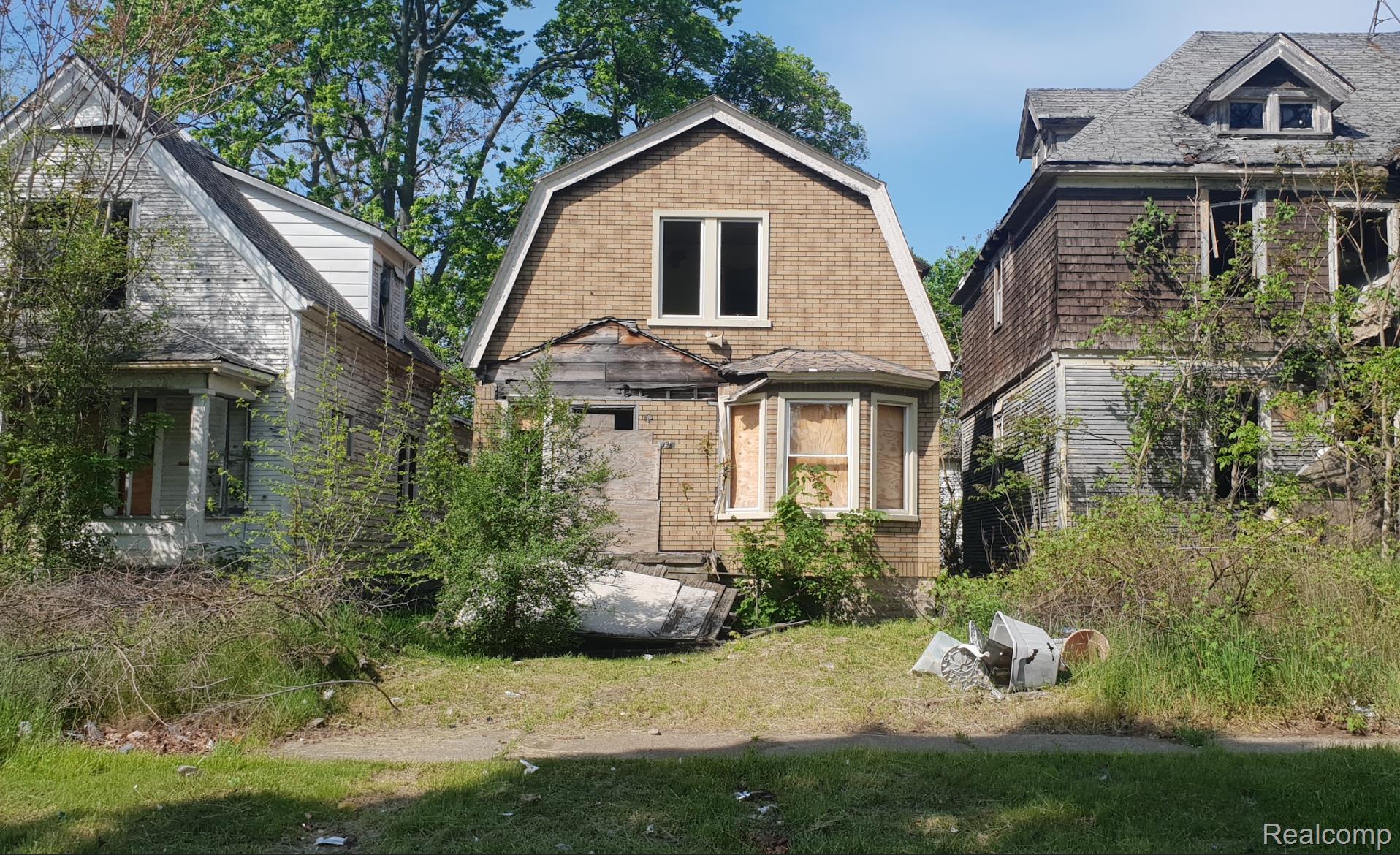 3095 SAINT CLAIR Street